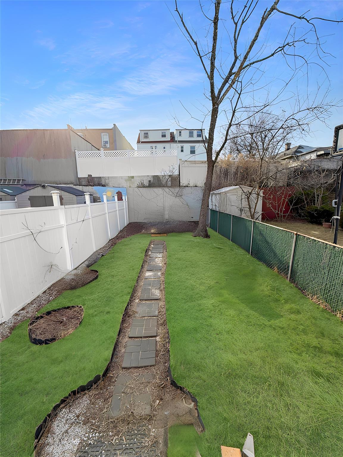 Apartment Hering  Bronx, NY 10469, MLS-838874-18