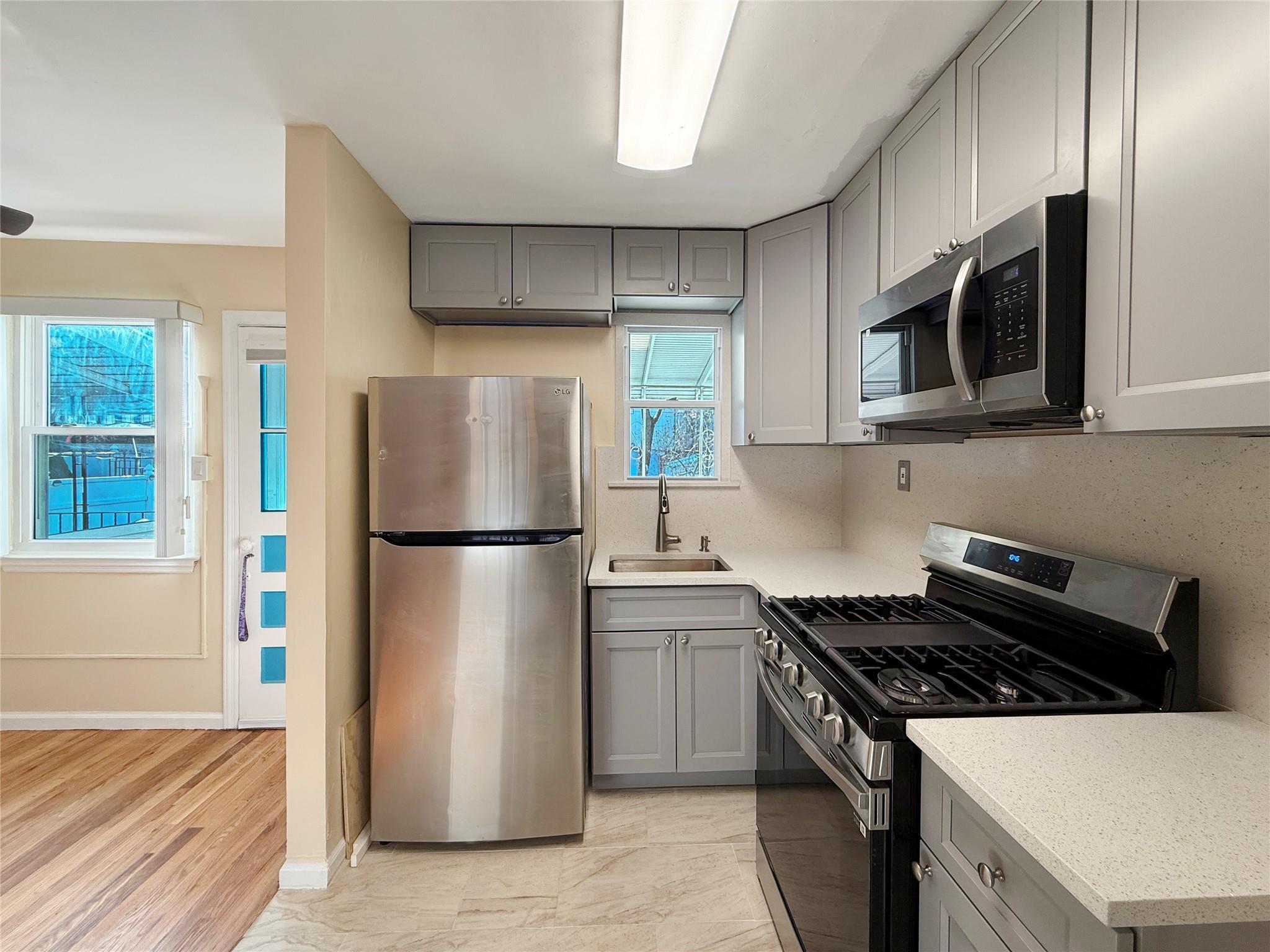 Apartment Hering  Bronx, NY 10469, MLS-838874-7