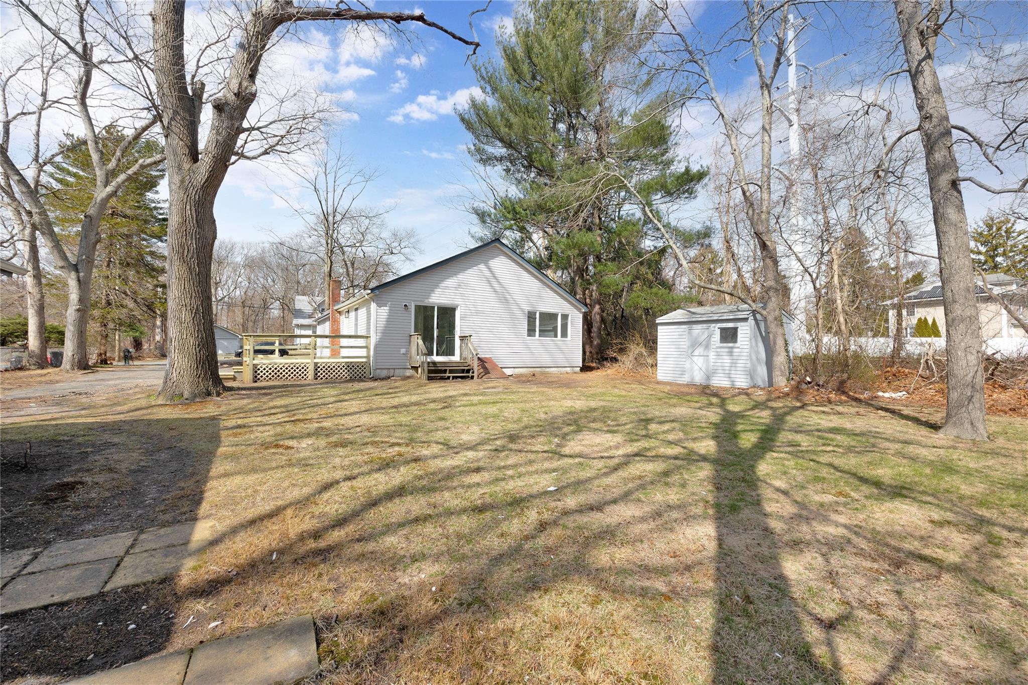Single Family Locust  Suffolk County, NY 11779, MLS-838914-20