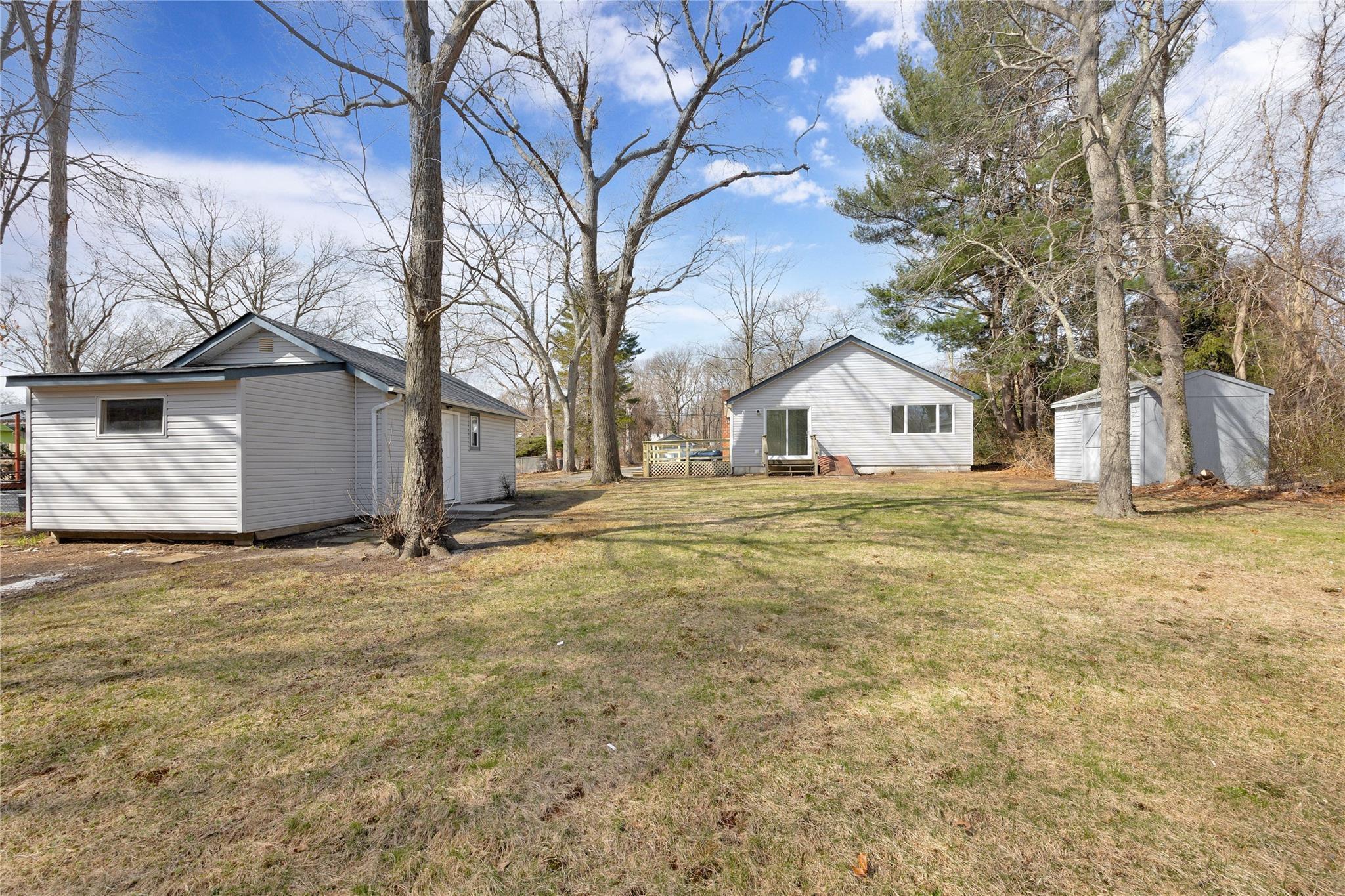 Single Family Locust  Suffolk County, NY 11779, MLS-838914-21