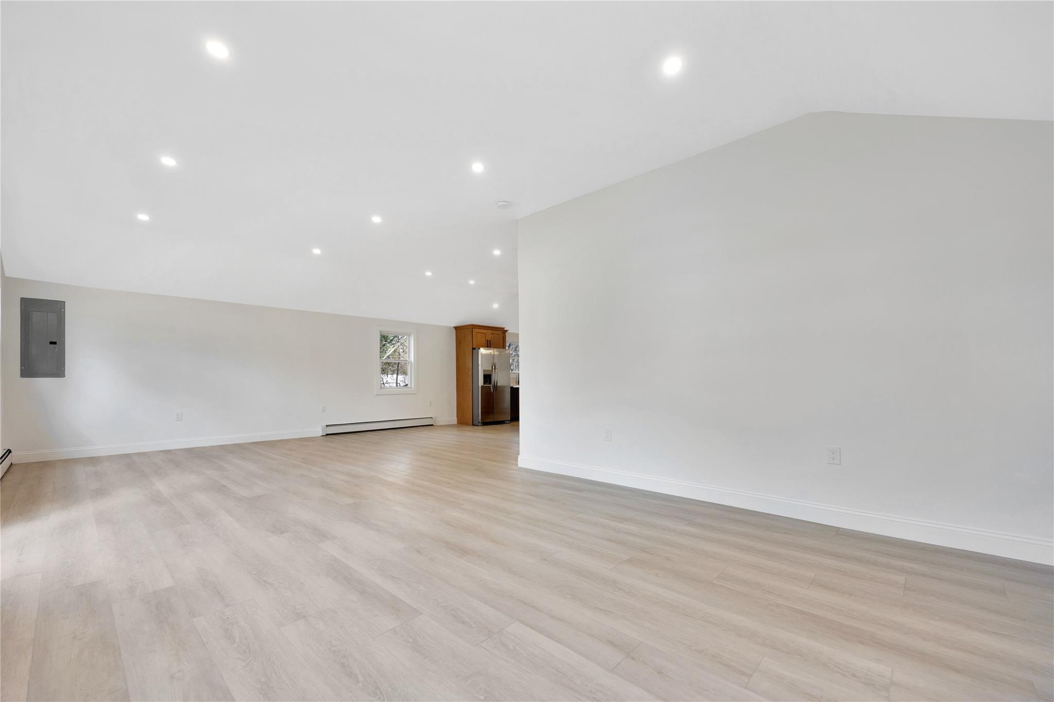 Single Family Locust  Suffolk County, NY 11779, MLS-838914-8
