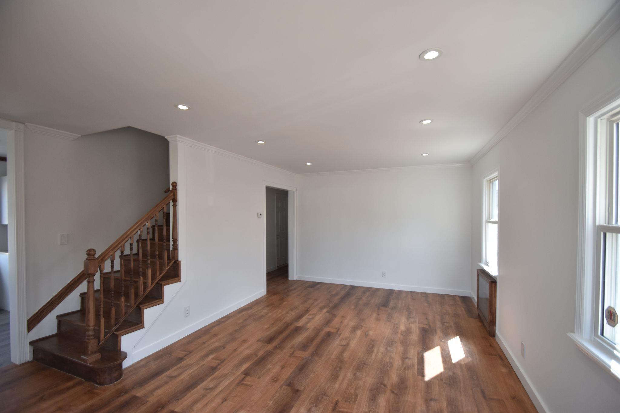Single Family Pinebrook  Nassau County, NY 11552, MLS-838930-10