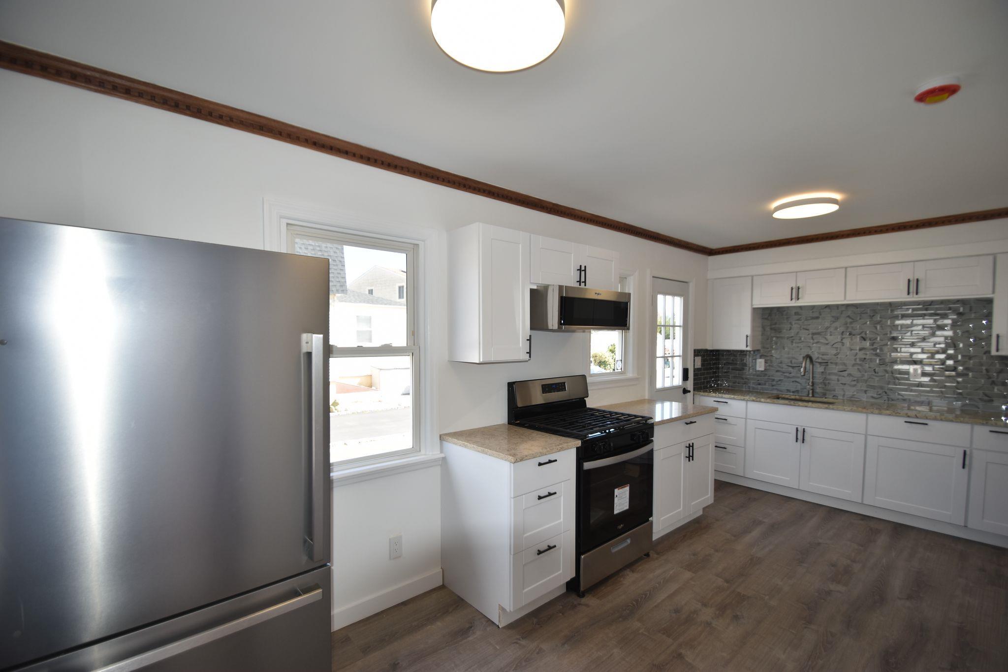 Single Family Pinebrook  Nassau County, NY 11552, MLS-838930-5