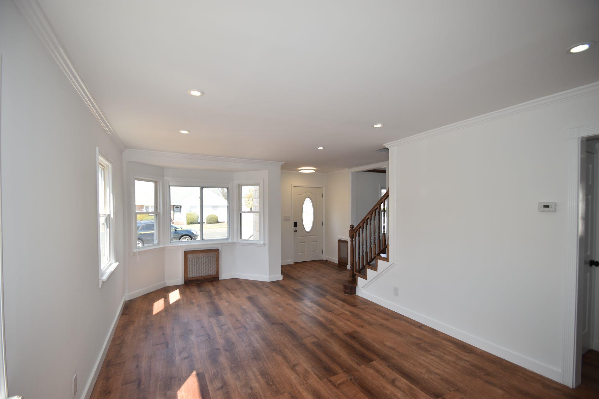 Single Family Pinebrook  Nassau County, NY 11552, MLS-838930-9