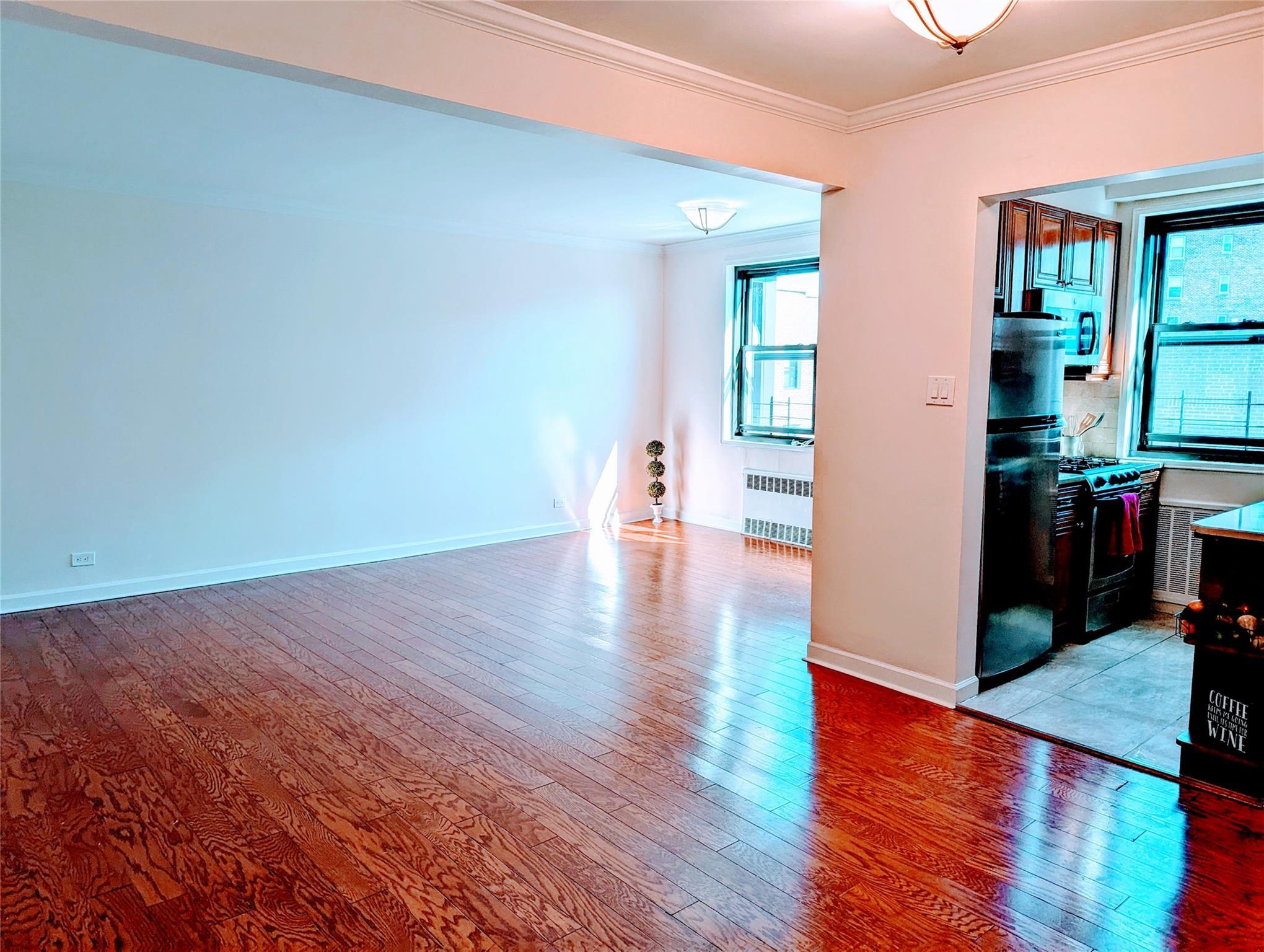 Coop 108  Queens, NY 11375, MLS-838934-6