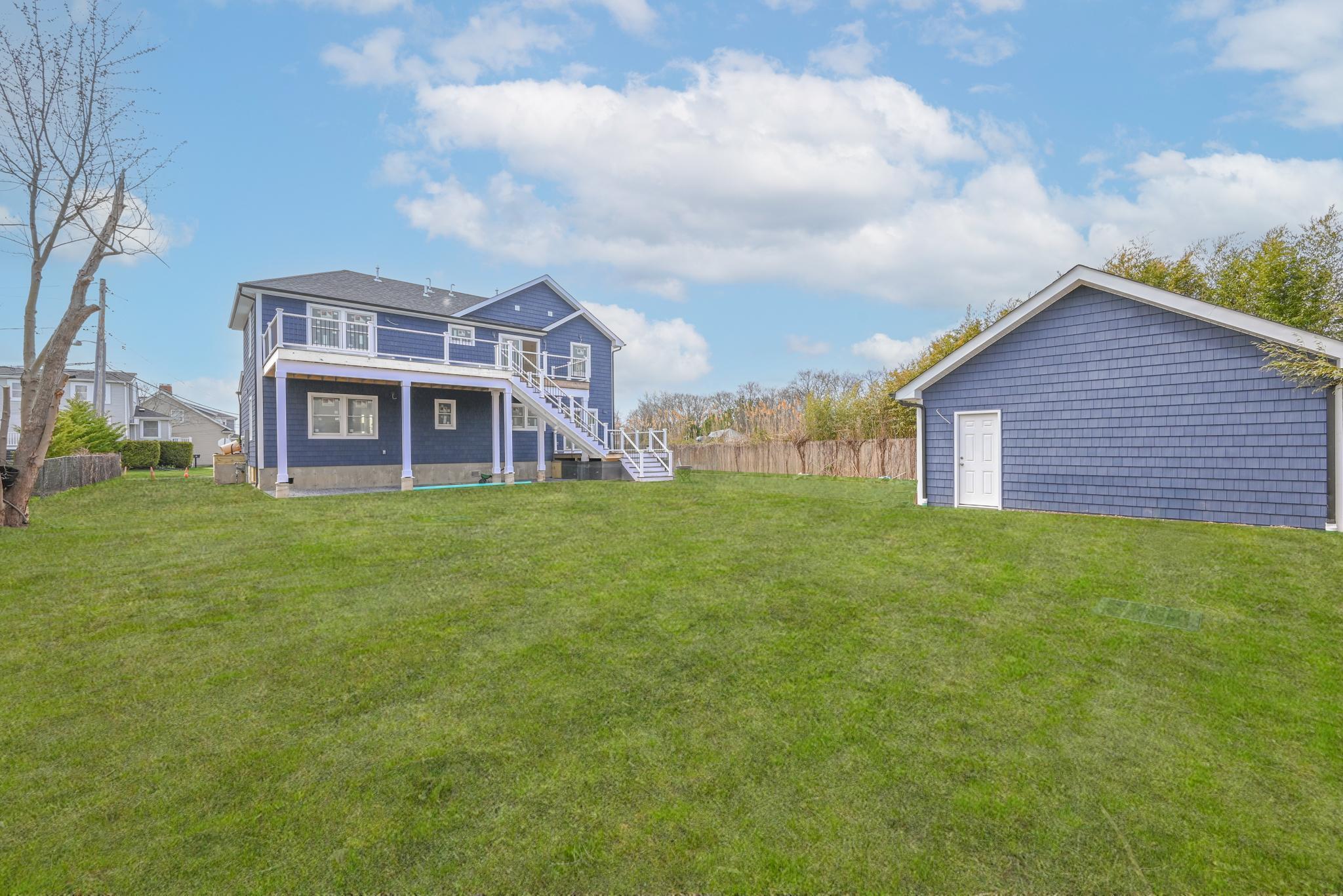 Single Family Bay  Suffolk County, NY 11706, MLS-838959-4