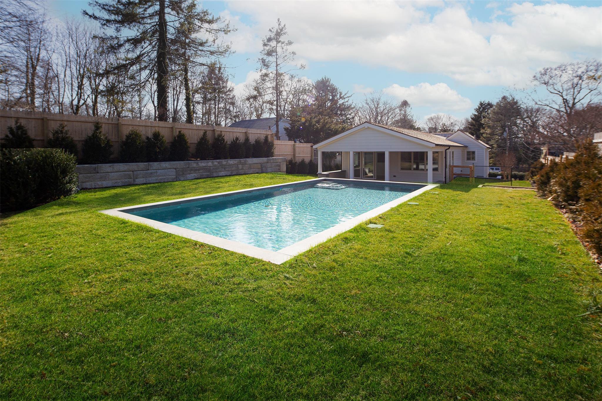 Single Family Little Fresh Pond  Suffolk County, NY 11968, MLS-838966-3