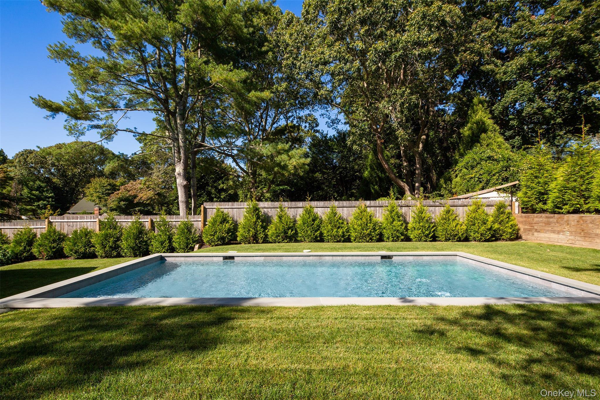 Single Family Little Fresh Pond Suffolk County, NY 11968, MLS-838966-38