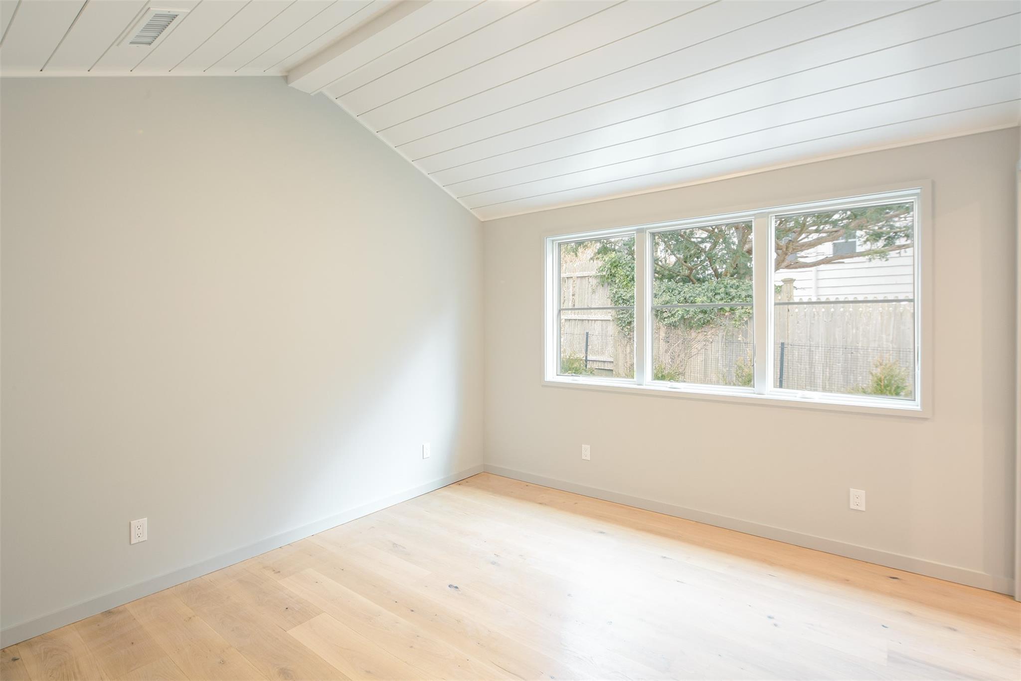Single Family Little Fresh Pond  Suffolk County, NY 11968, MLS-838966-8