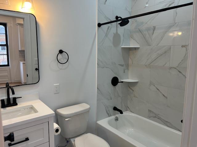 Apartment Onderdonk  Queens, NY 11385, MLS-838993-6