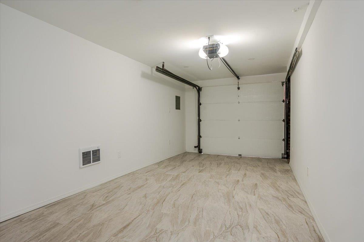 Single Family Philip  Bronx, NY 10465, MLS-839044-22