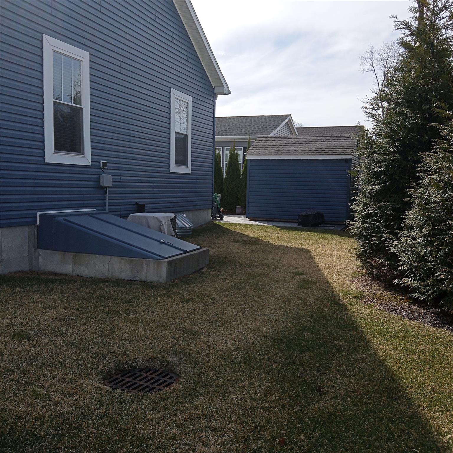 Single Family Old Country Rd  Suffolk County, NY 11901, MLS-839070-20