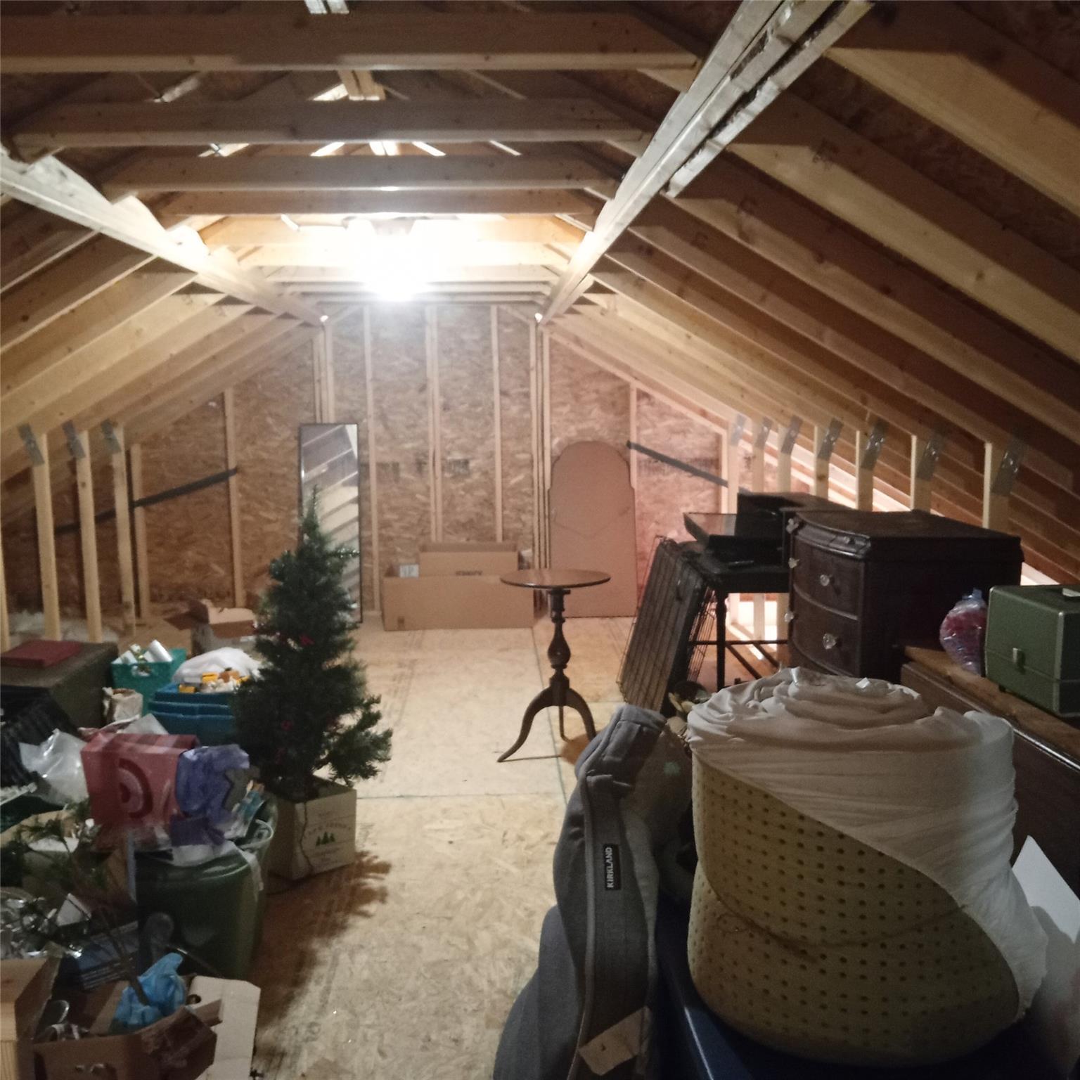 Single Family Old Country Rd  Suffolk County, NY 11901, MLS-839070-21
