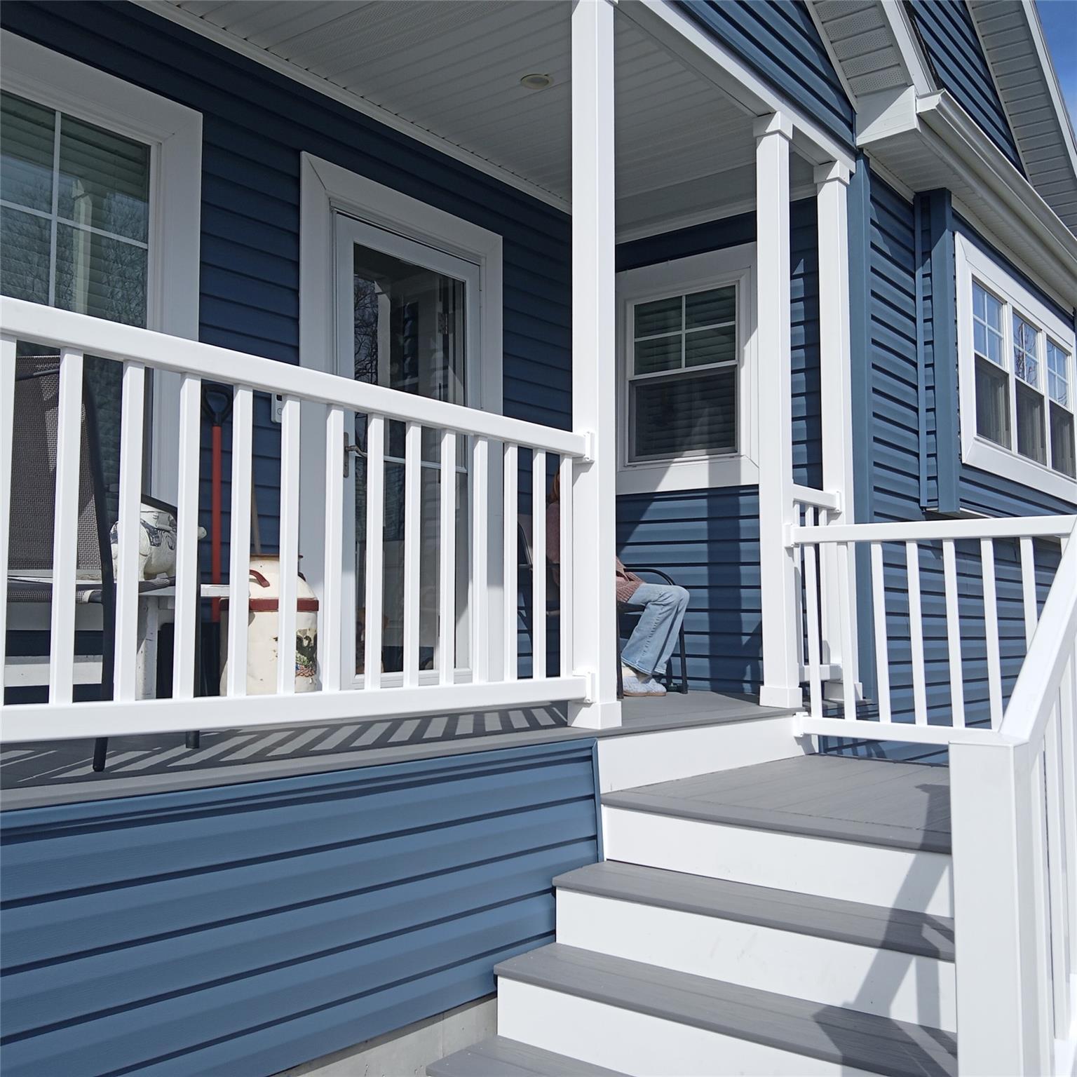 Single Family Old Country Rd  Suffolk County, NY 11901, MLS-839070-5