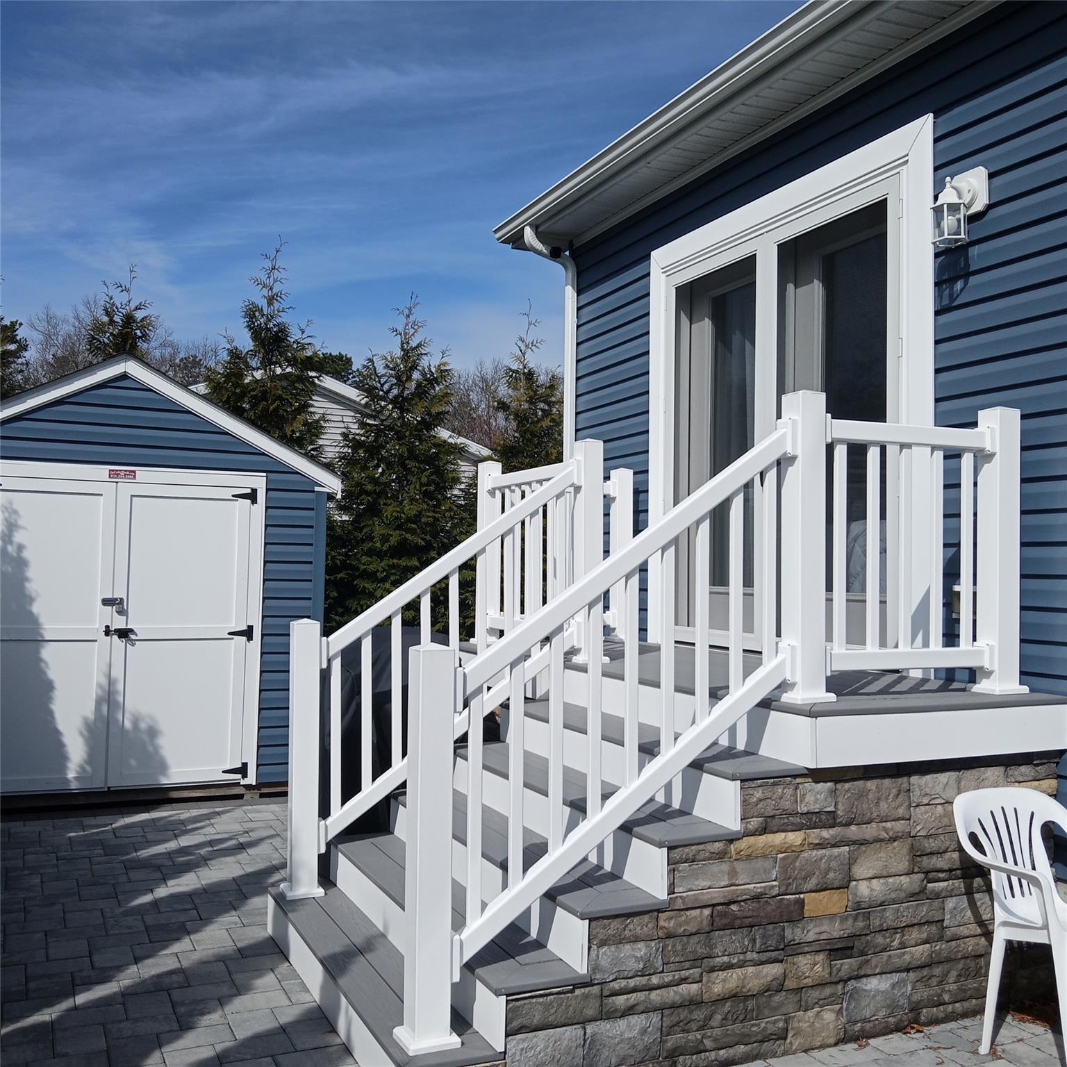 Single Family Old Country Rd  Suffolk County, NY 11901, MLS-839070-6