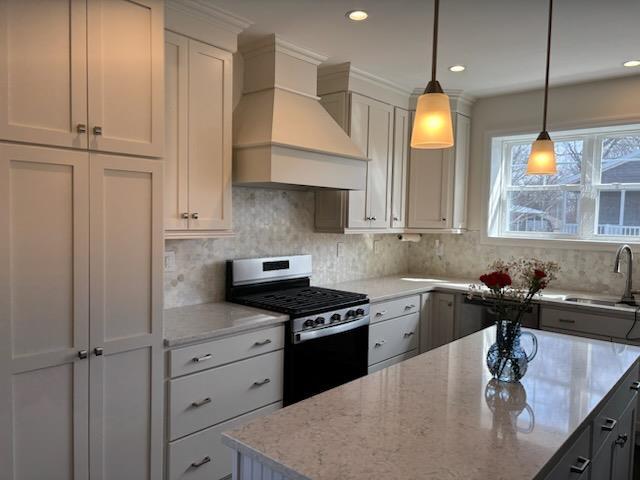 Single Family Old Country Rd  Suffolk County, NY 11901, MLS-839070-7