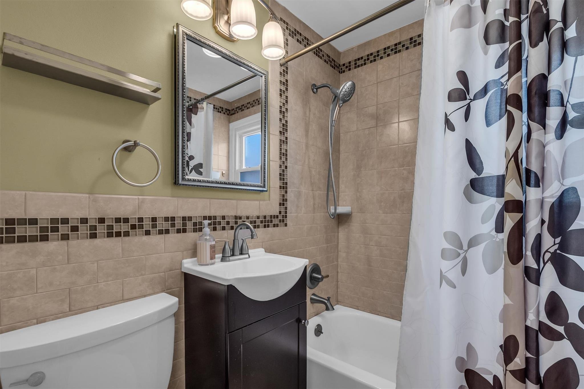 Single Family Linden  Suffolk County, NY 11967, MLS-839085-13