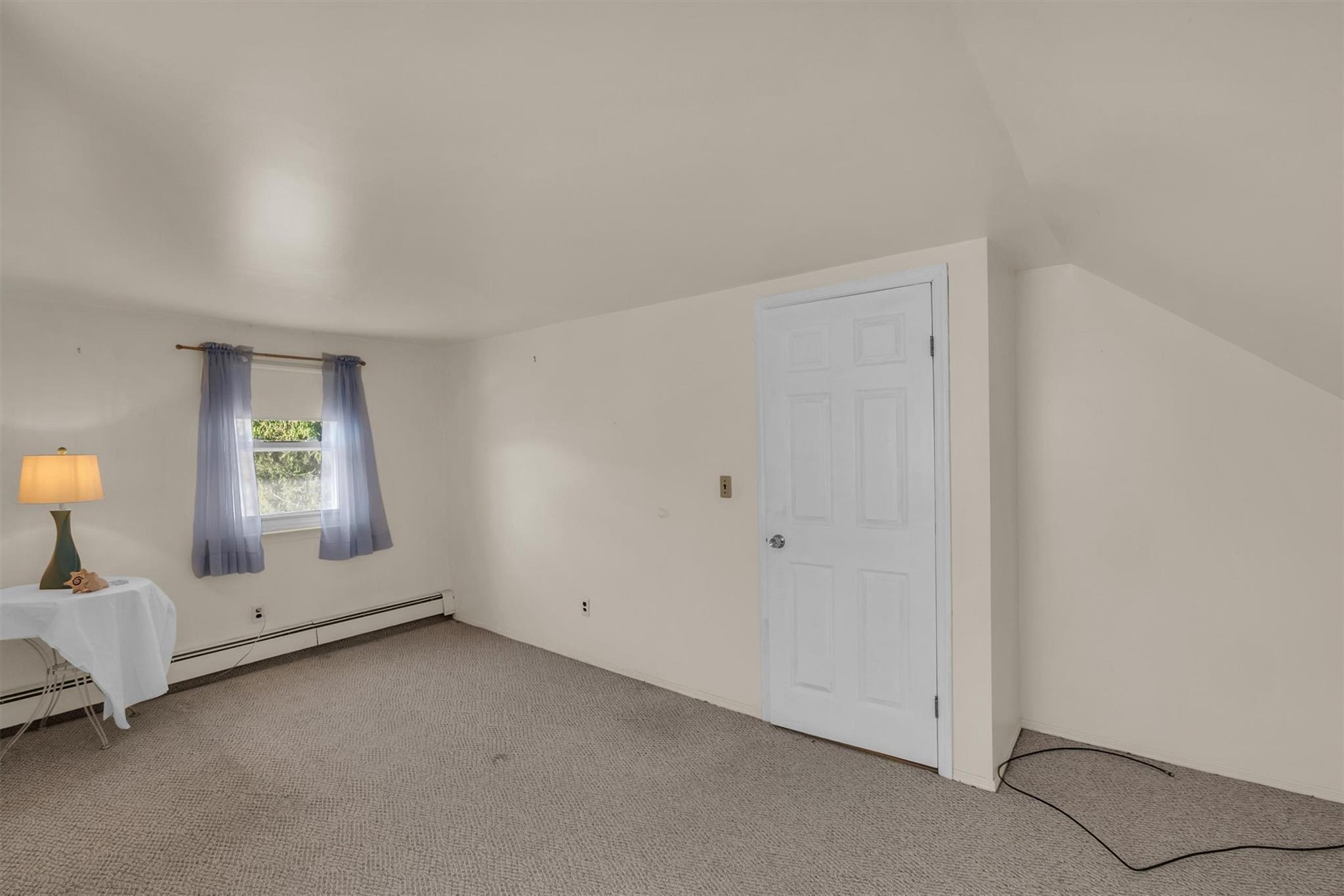 Single Family Linden  Suffolk County, NY 11967, MLS-839085-16