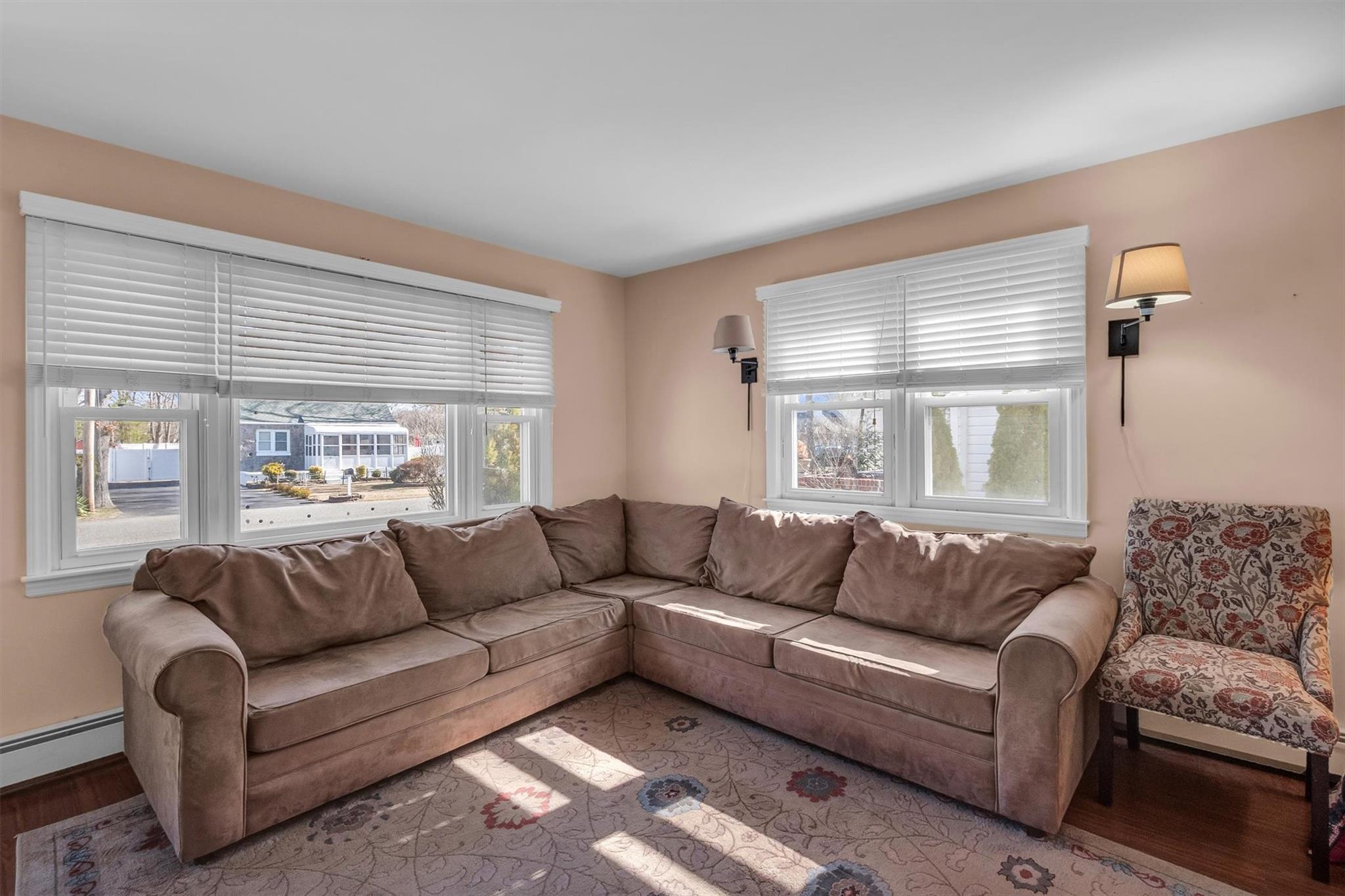 Single Family Linden  Suffolk County, NY 11967, MLS-839085-3