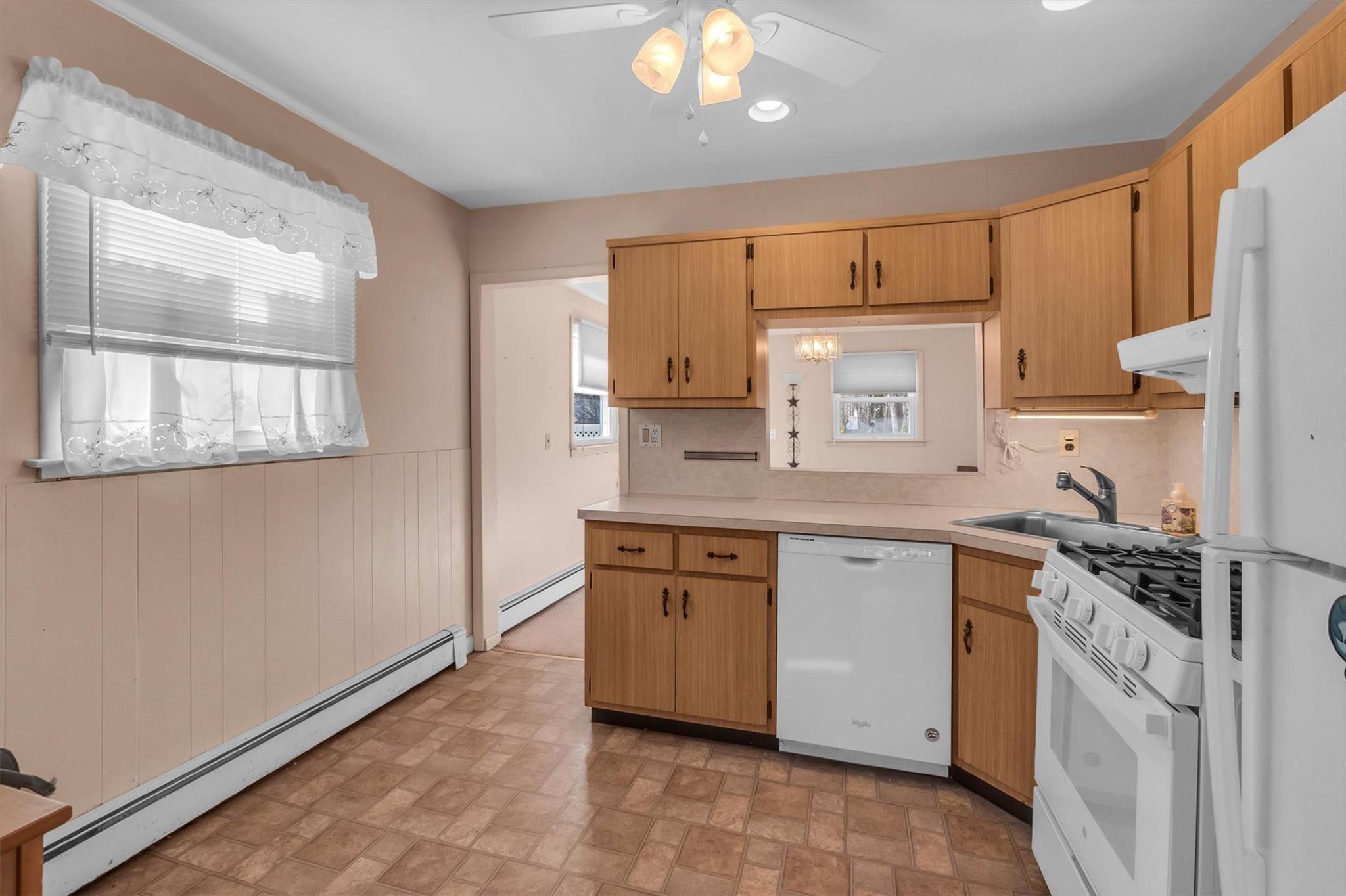 Single Family Linden  Suffolk County, NY 11967, MLS-839085-5