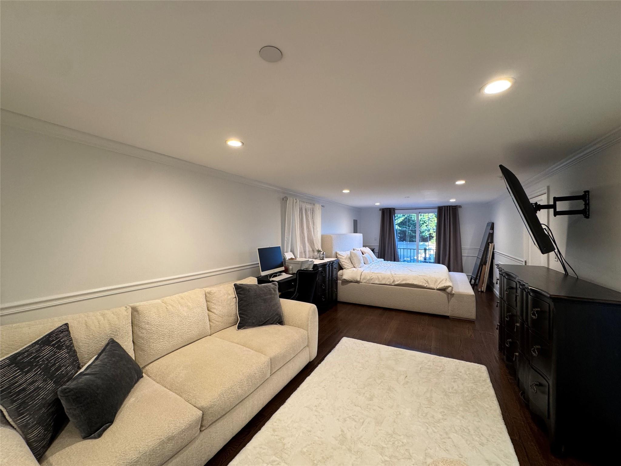 Single Family Maple  Nassau County, NY 11783, MLS-839180-24