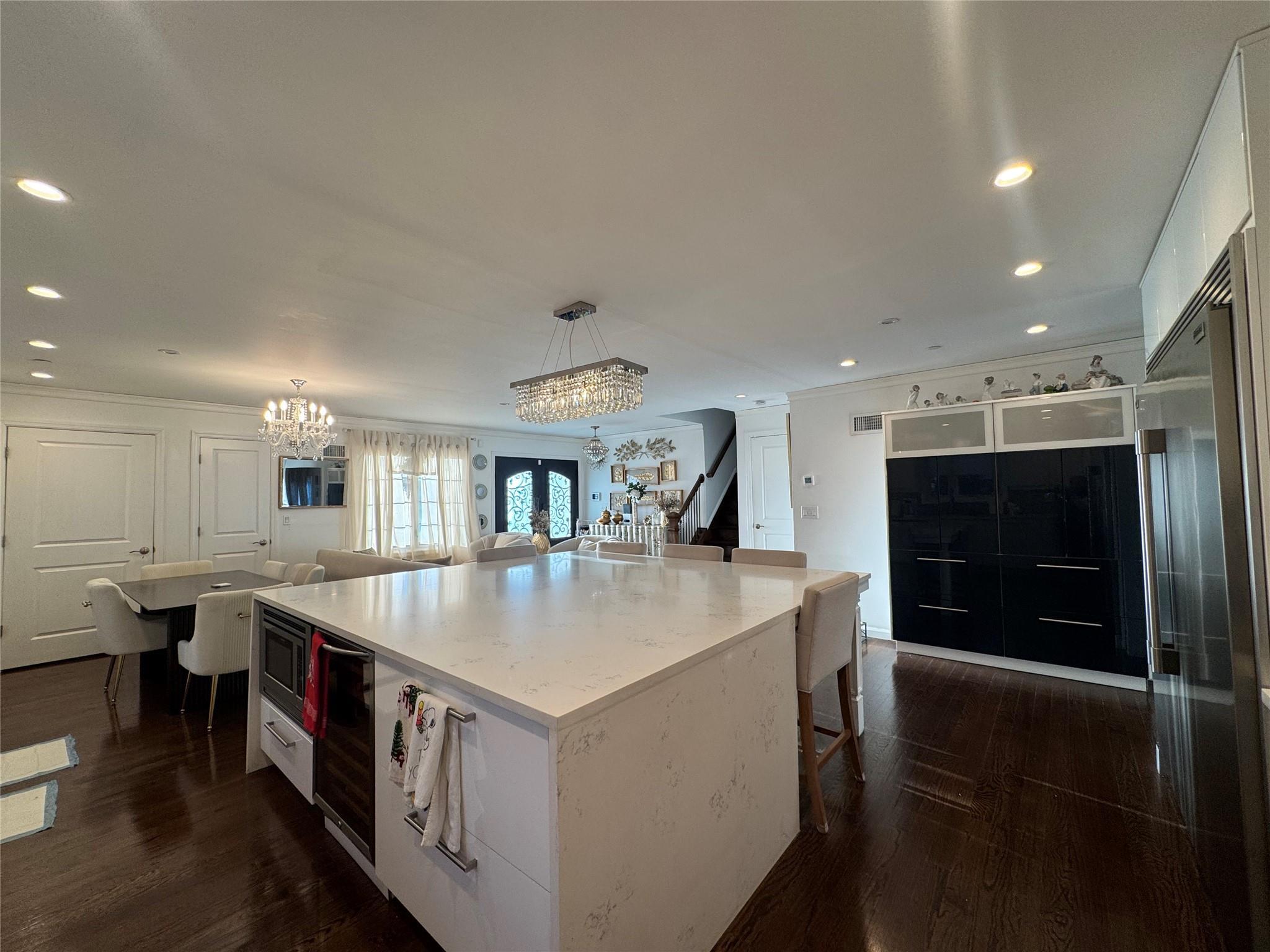 Single Family Maple  Nassau County, NY 11783, MLS-839180-3