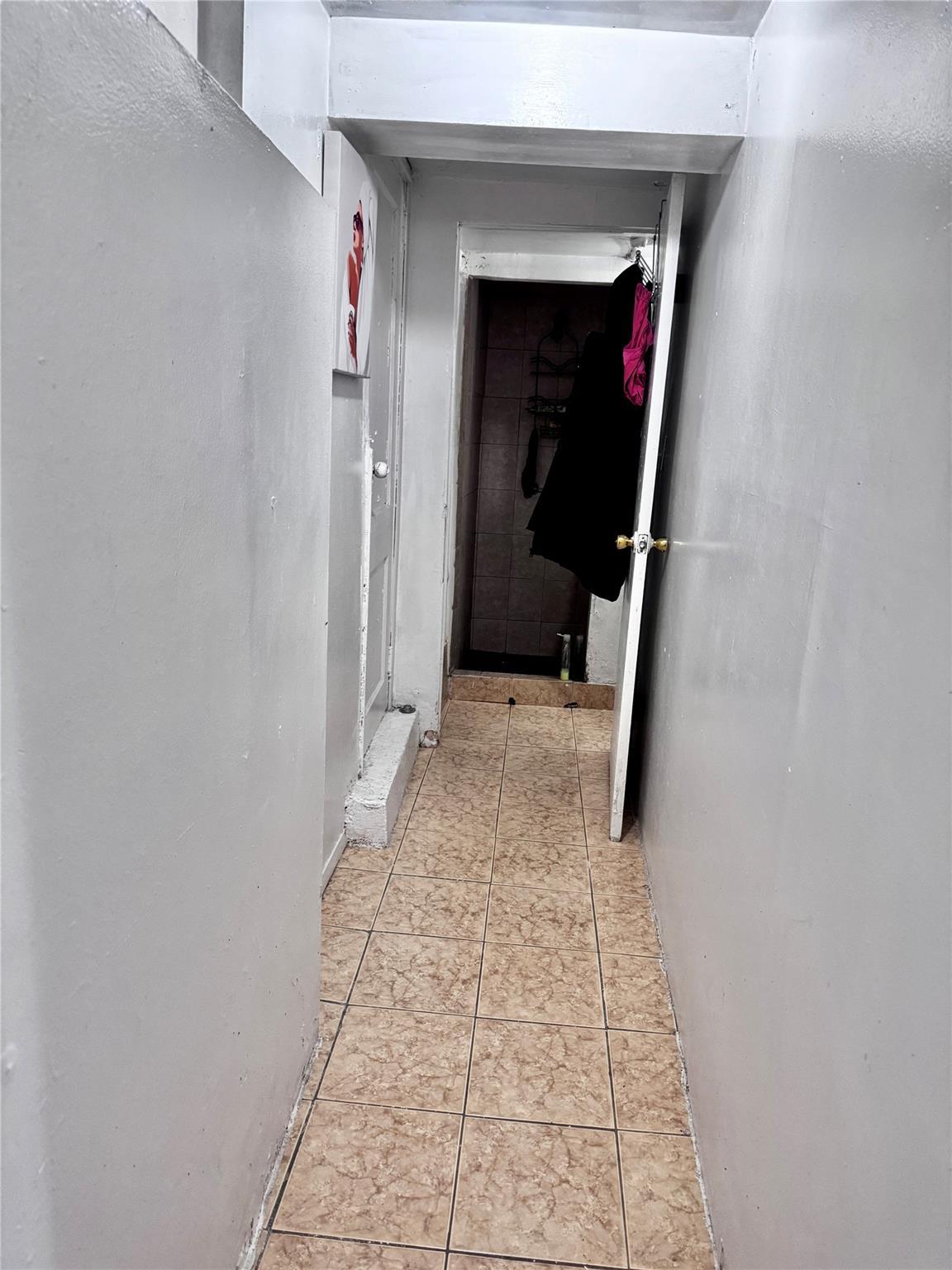 Single Family 32nd Ave  Queens, NY 11369, MLS-839202-14