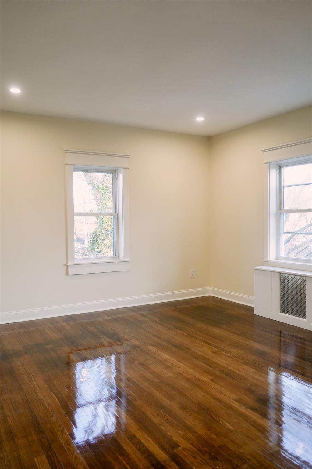 Single Family Lawrence  Westchester County, NY 10552, MLS-839224-10