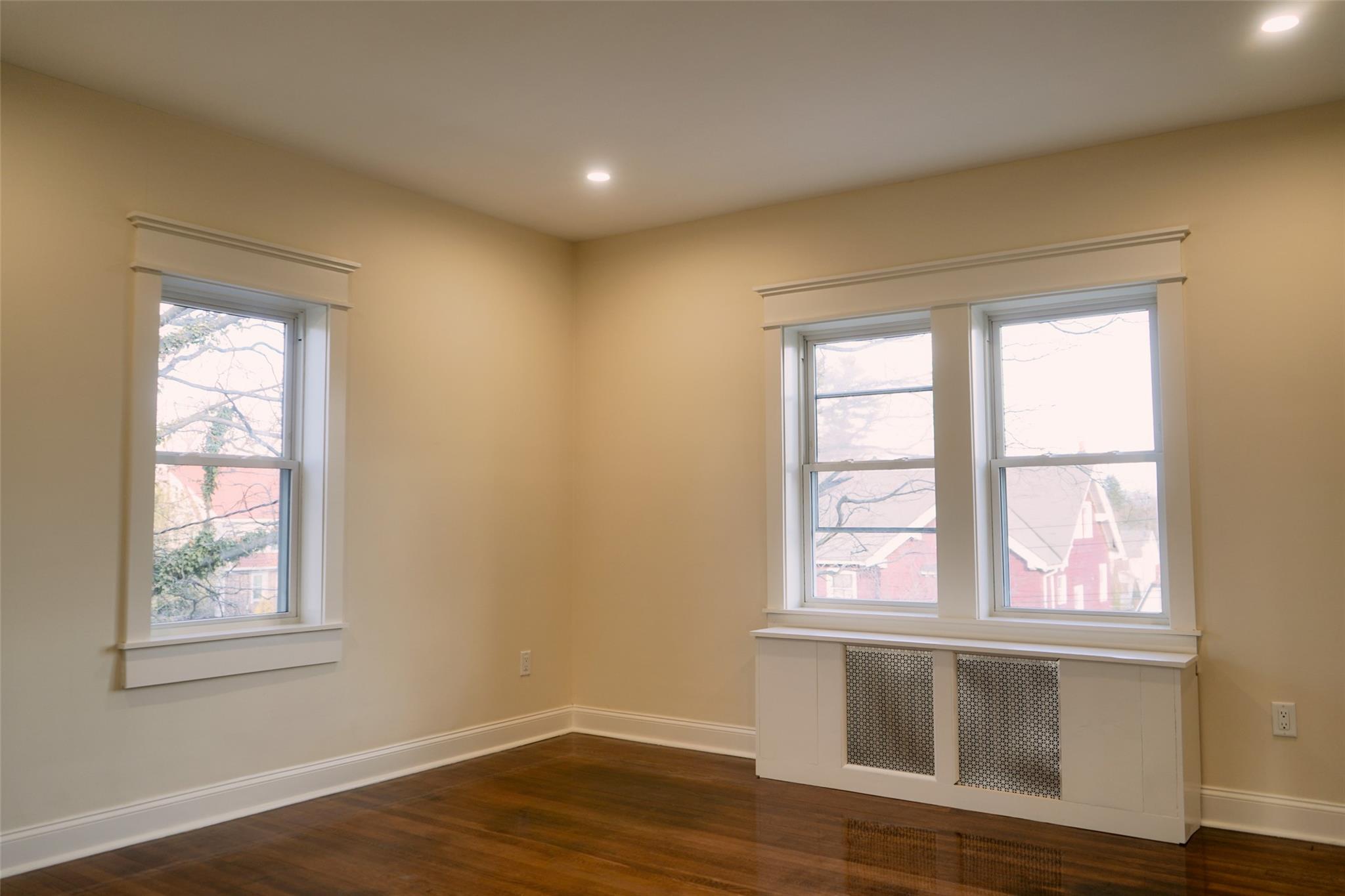 Single Family Lawrence  Westchester County, NY 10552, MLS-839224-11