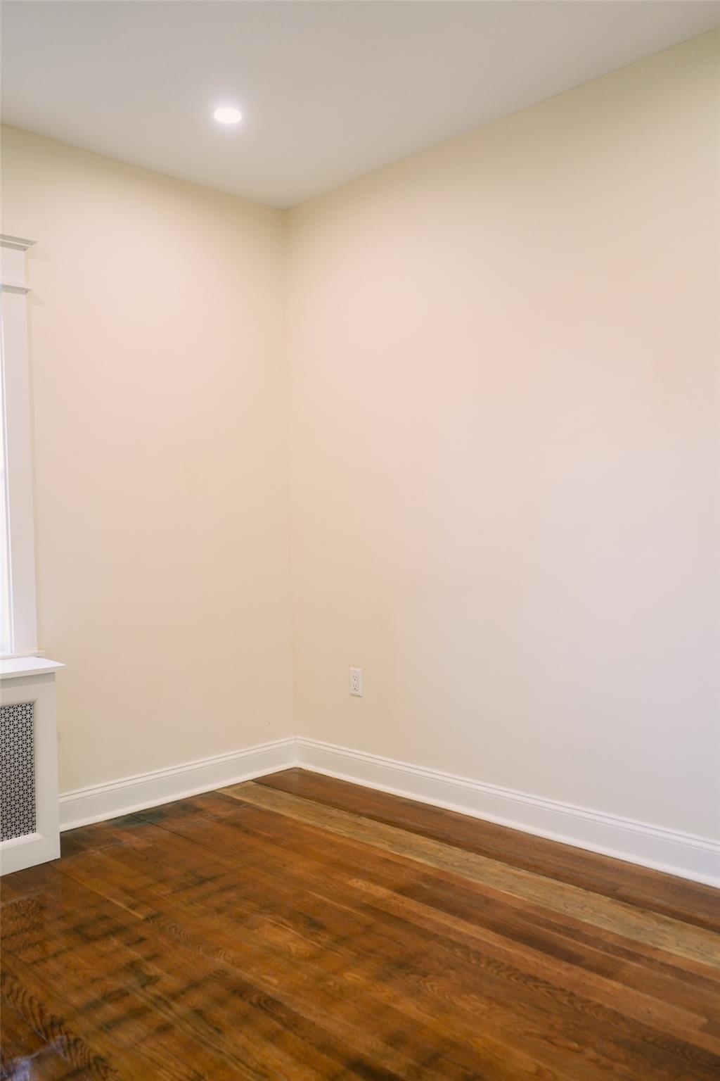 Single Family Lawrence  Westchester County, NY 10552, MLS-839224-13