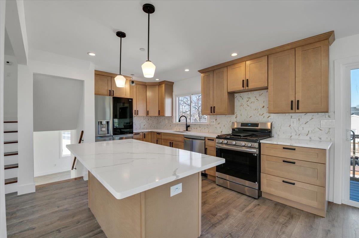 Single Family Hampton  Nassau County, NY 11783, MLS-839234-15