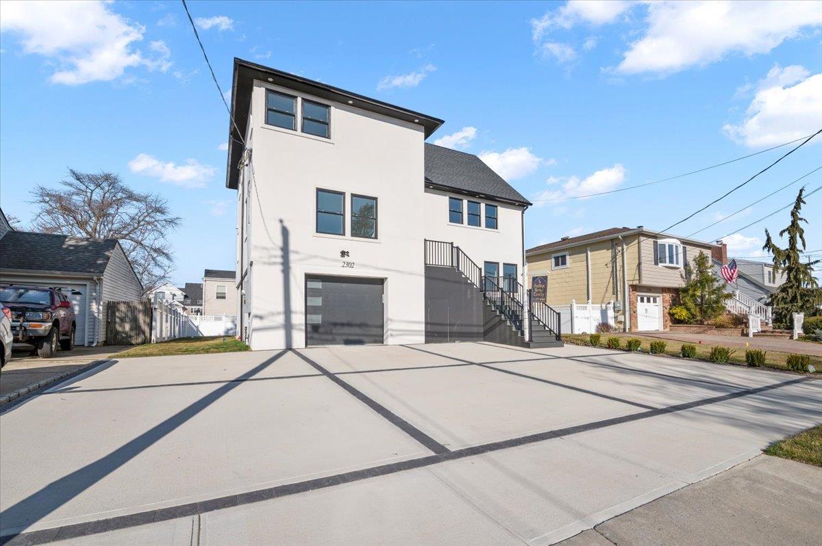 Single Family Hampton  Nassau County, NY 11783, MLS-839234-3
