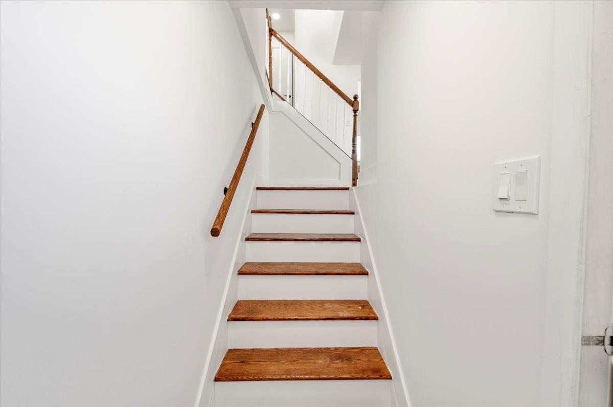 Single Family Hampton  Nassau County, NY 11783, MLS-839234-32
