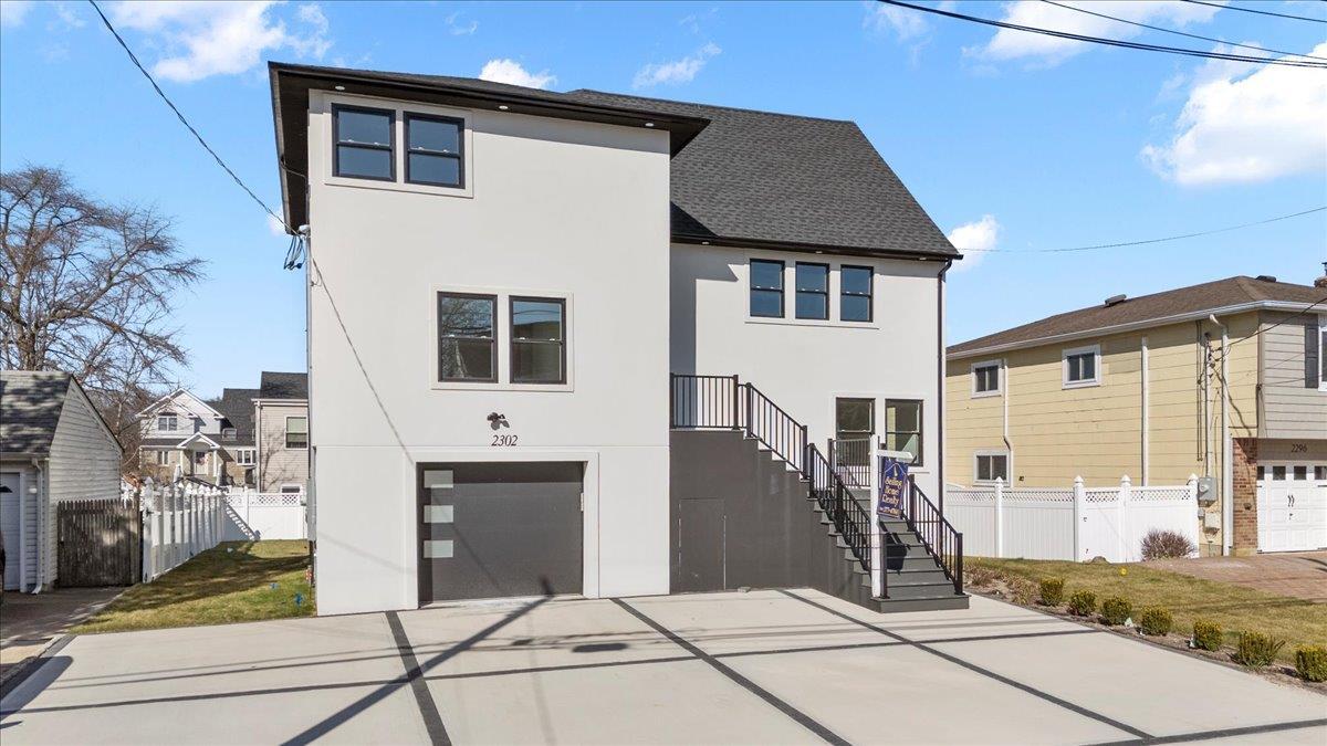 Single Family Hampton  Nassau County, NY 11783, MLS-839234-40
