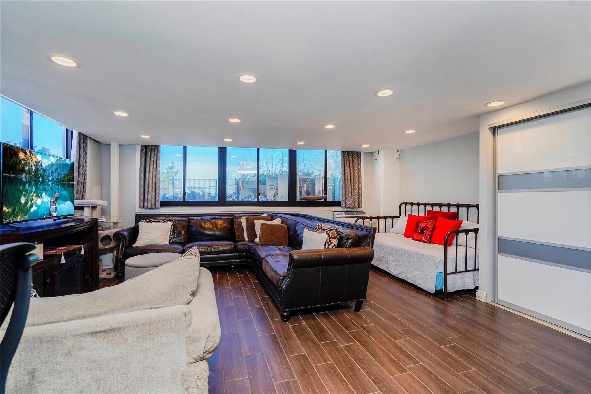 Coop Bay Street Landing  Staten Island, NY 10301, MLS-839248-7