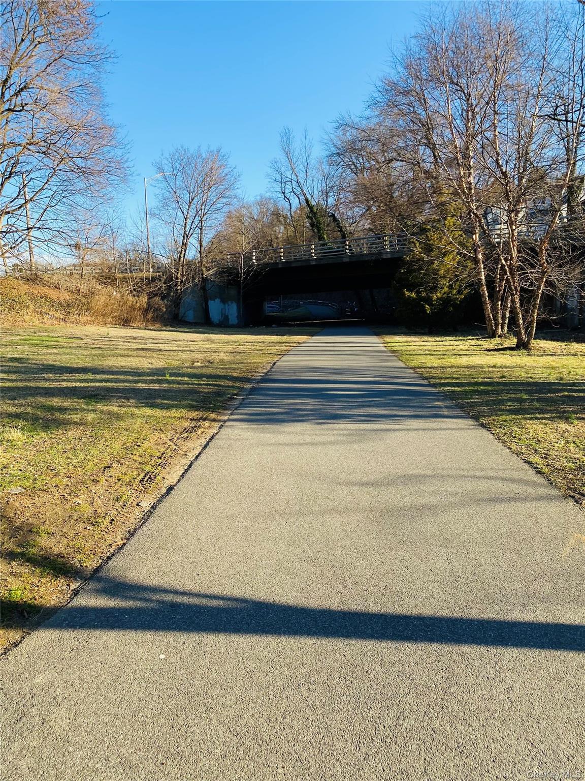 Single Family Touissant  Westchester County, NY 10710, MLS-839282-29