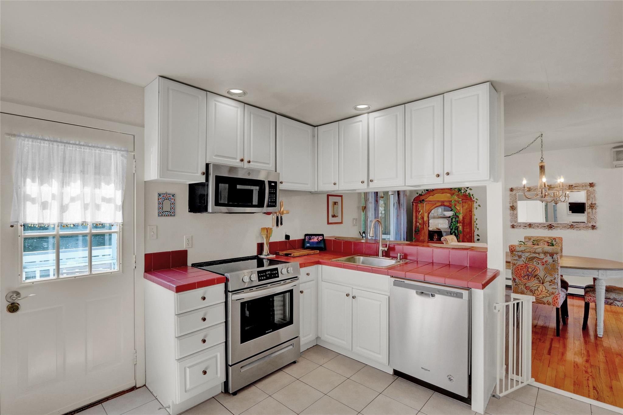 Single Family Saint George  Suffolk County, NY 11967, MLS-839286-10