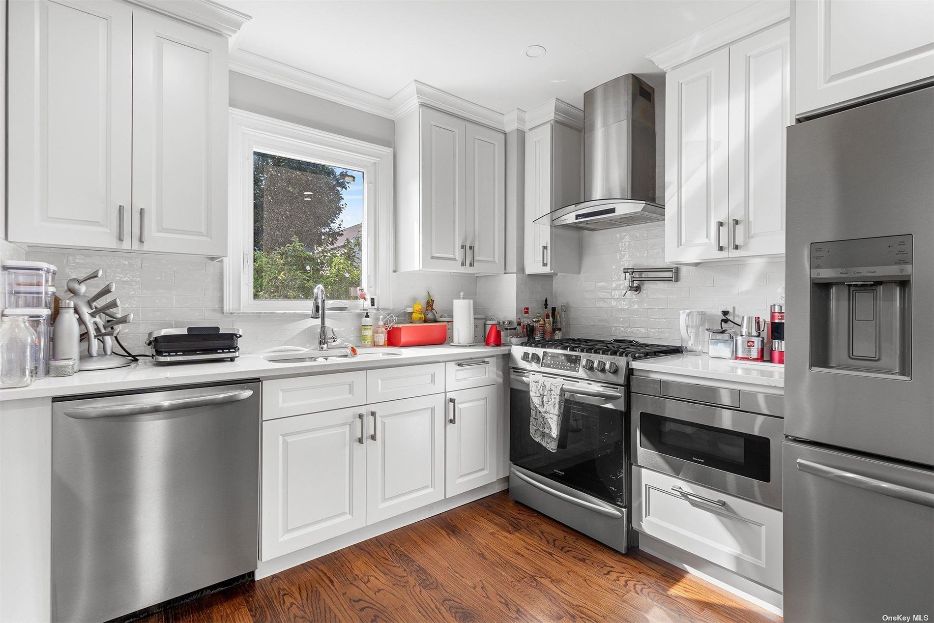 Single Family 71st Ave  Queens, NY 11375, MLS-839300-10