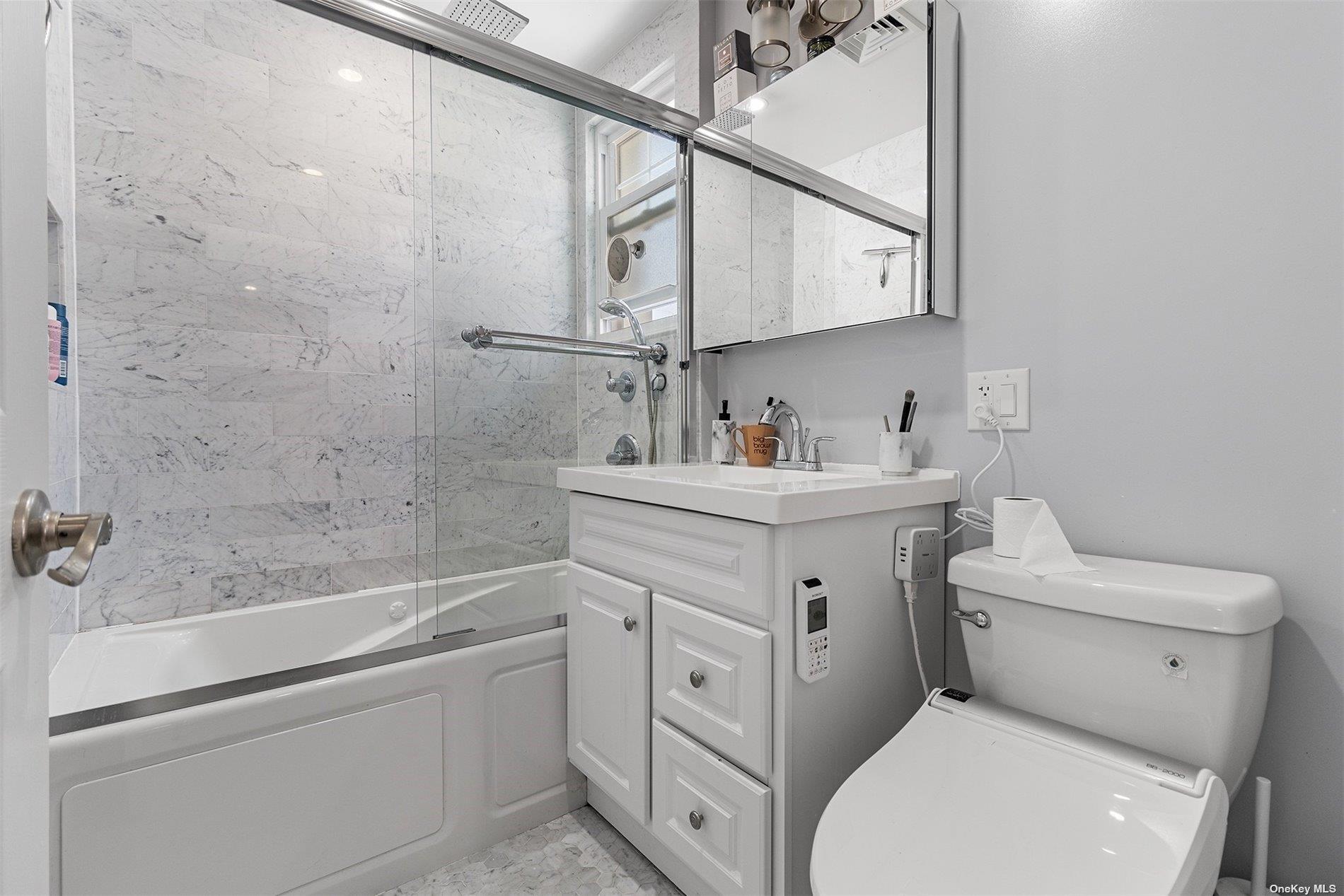 Single Family 71st Ave  Queens, NY 11375, MLS-839300-18