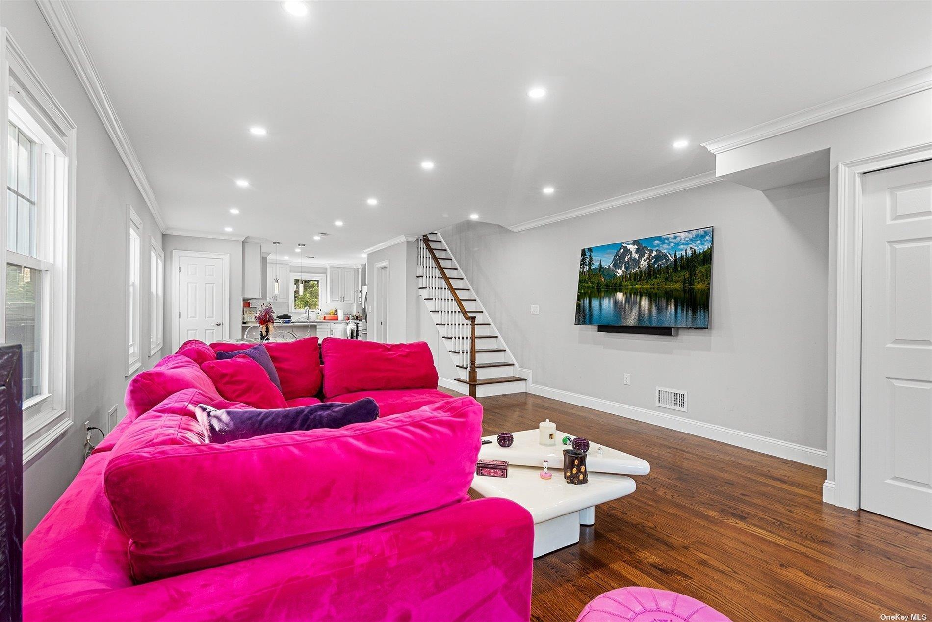 Single Family 71st Ave  Queens, NY 11375, MLS-839300-6