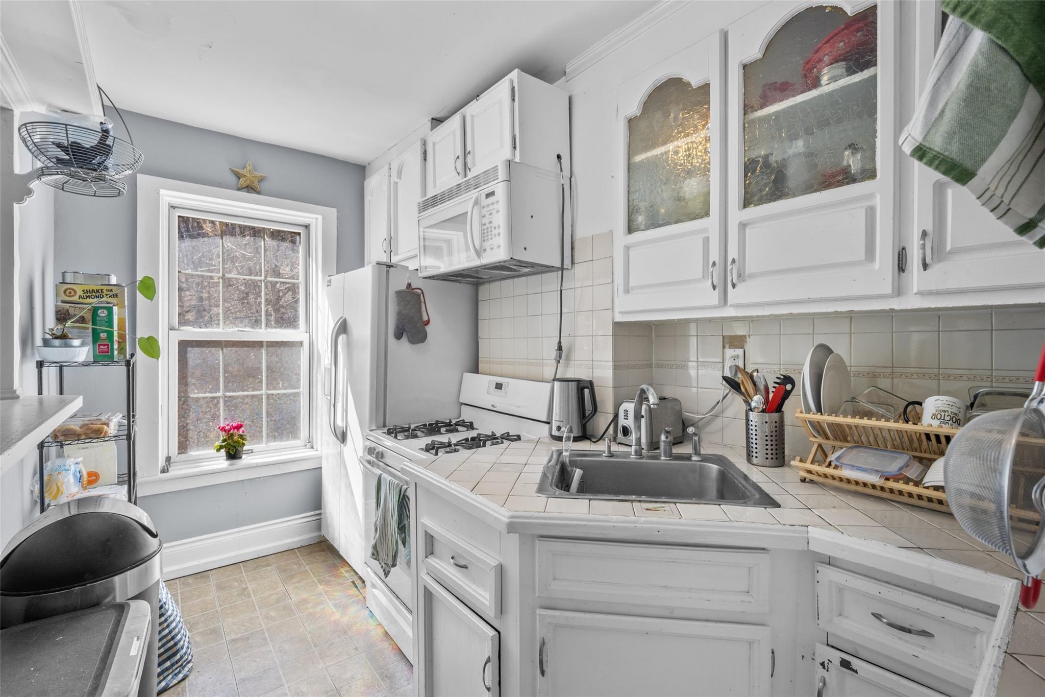 Single Family Hone  Ulster County, NY 12401, MLS-839305-22