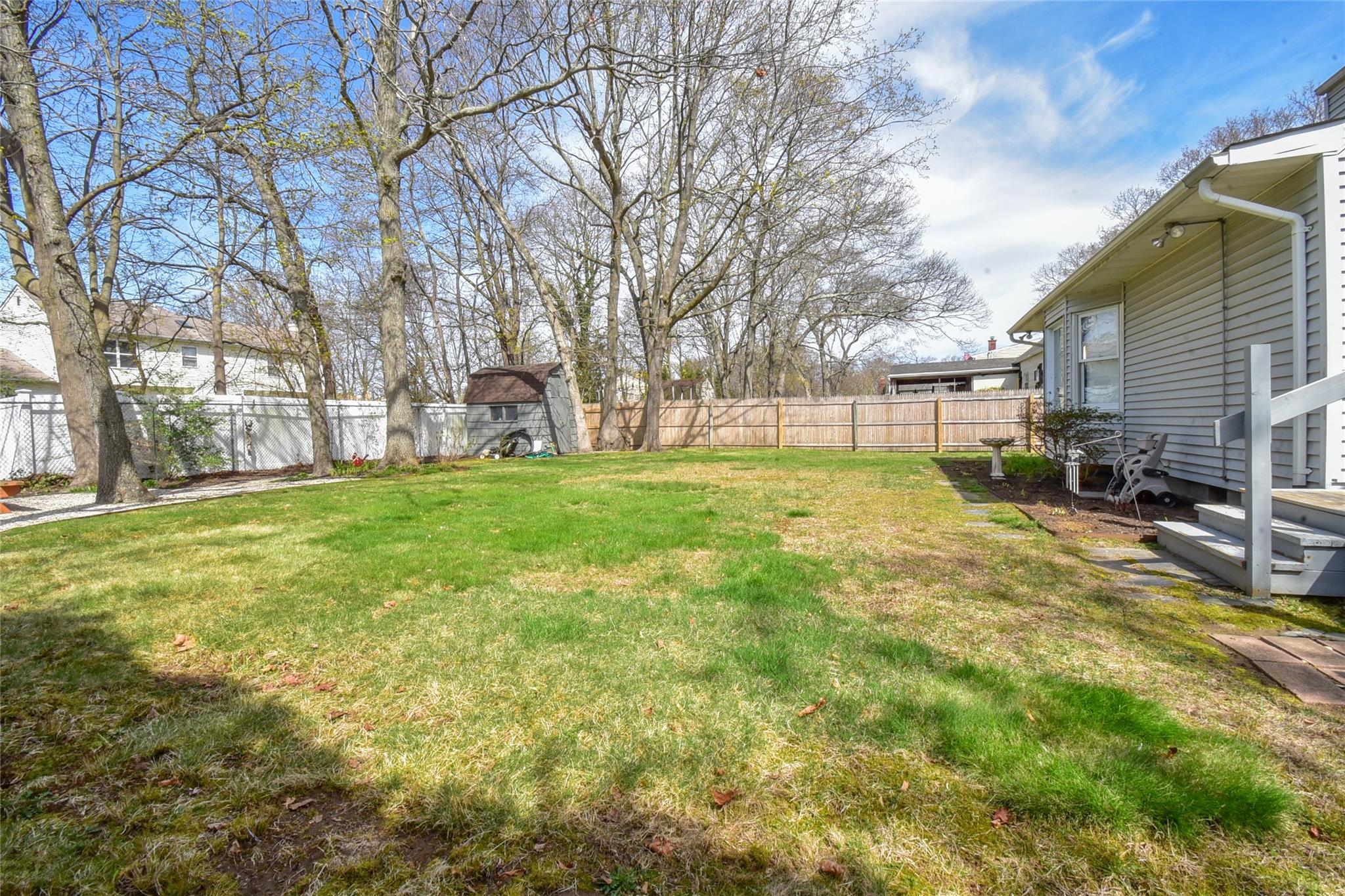 Single Family Colony  Suffolk County, NY 11776, MLS-839330-25