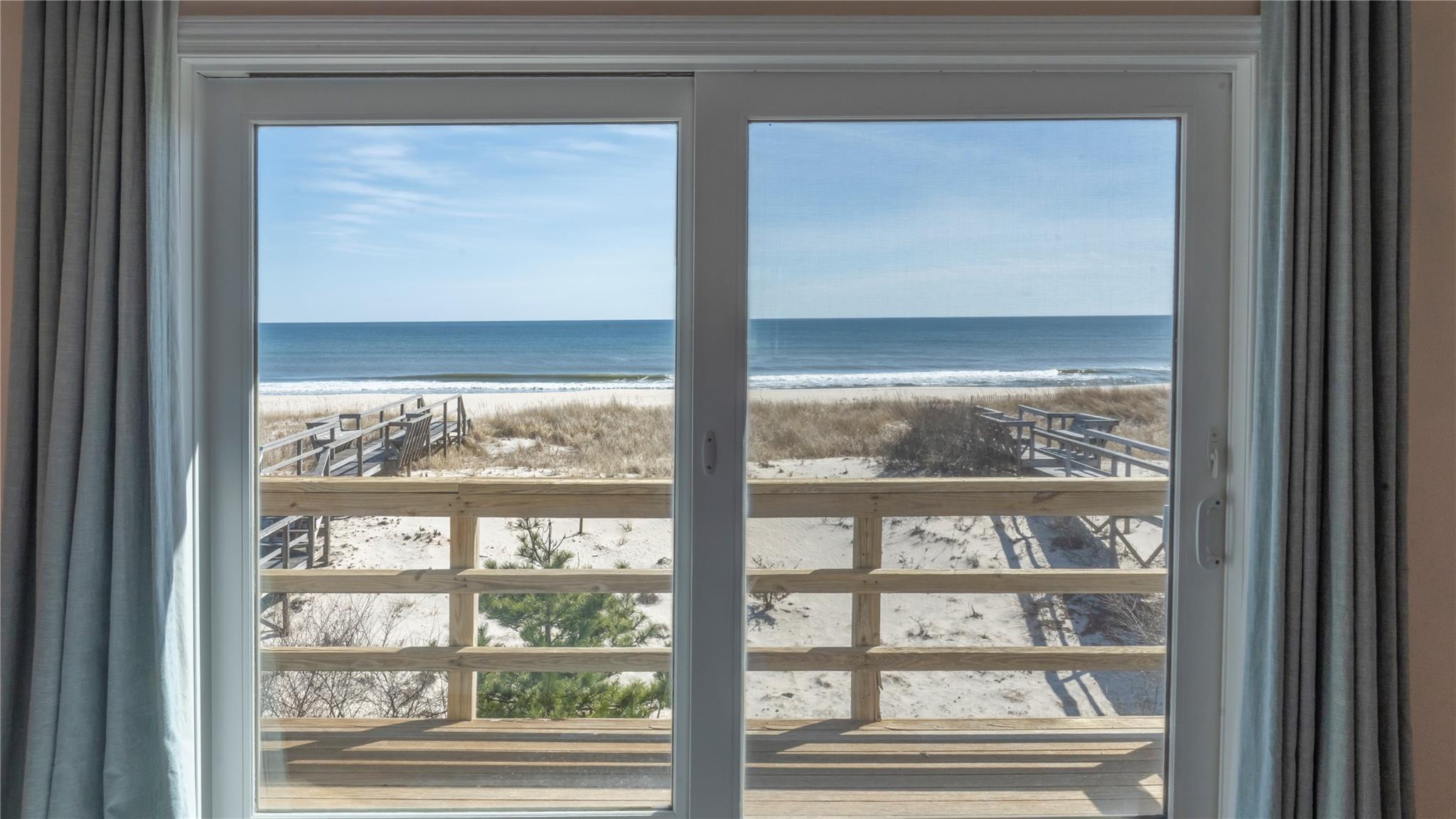 Single Family Dune  Suffolk County, NY 11978, MLS-839426-28