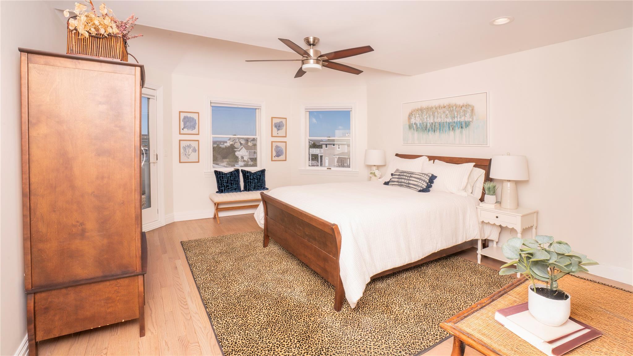 Single Family Dune  Suffolk County, NY 11978, MLS-839426-32