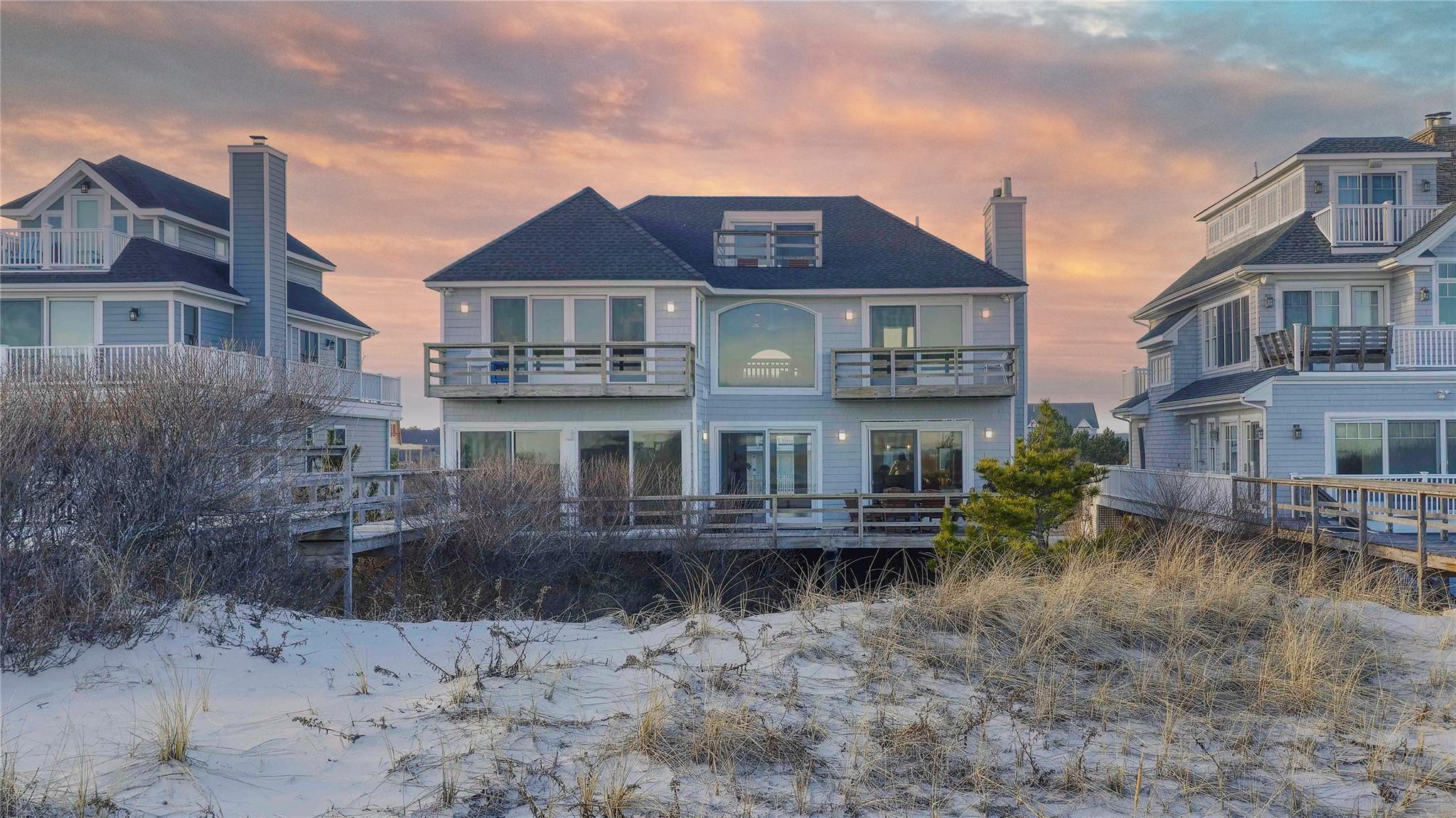 Single Family Dune  Suffolk County, NY 11978, MLS-839426-45