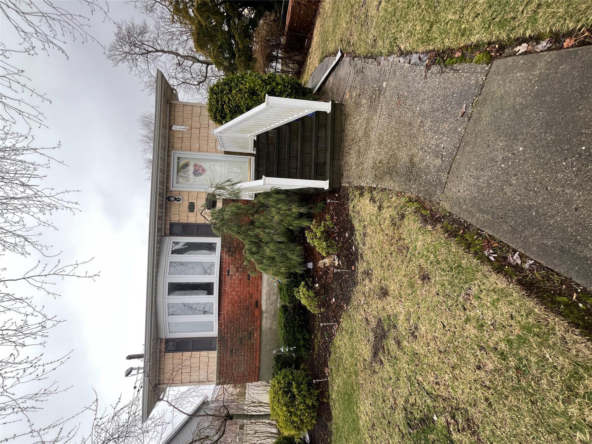 Single Family Ralph  Suffolk County, NY 11702, MLS-839452-2