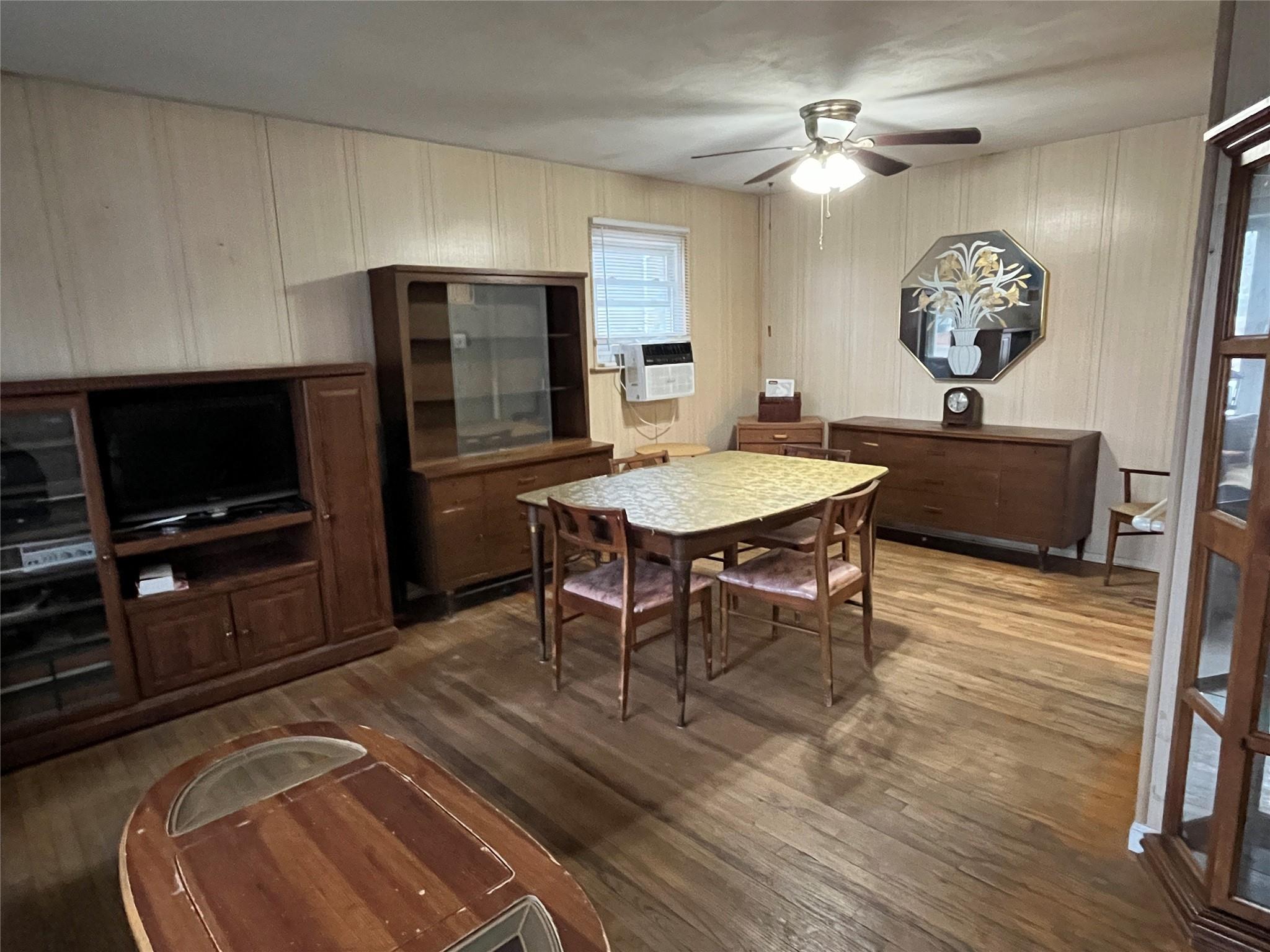 Single Family Ralph  Suffolk County, NY 11702, MLS-839452-6