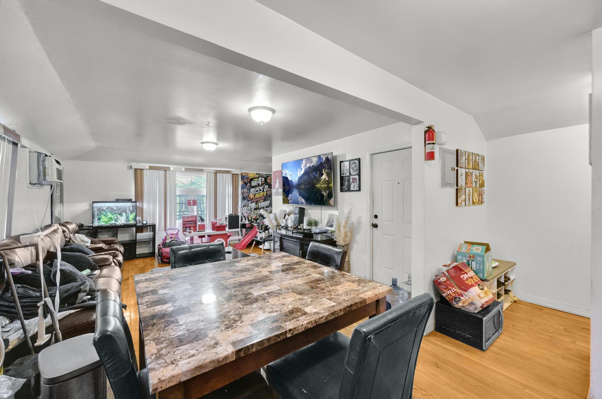 Single Family 95th  Brooklyn, NY 11236, MLS-839459-16