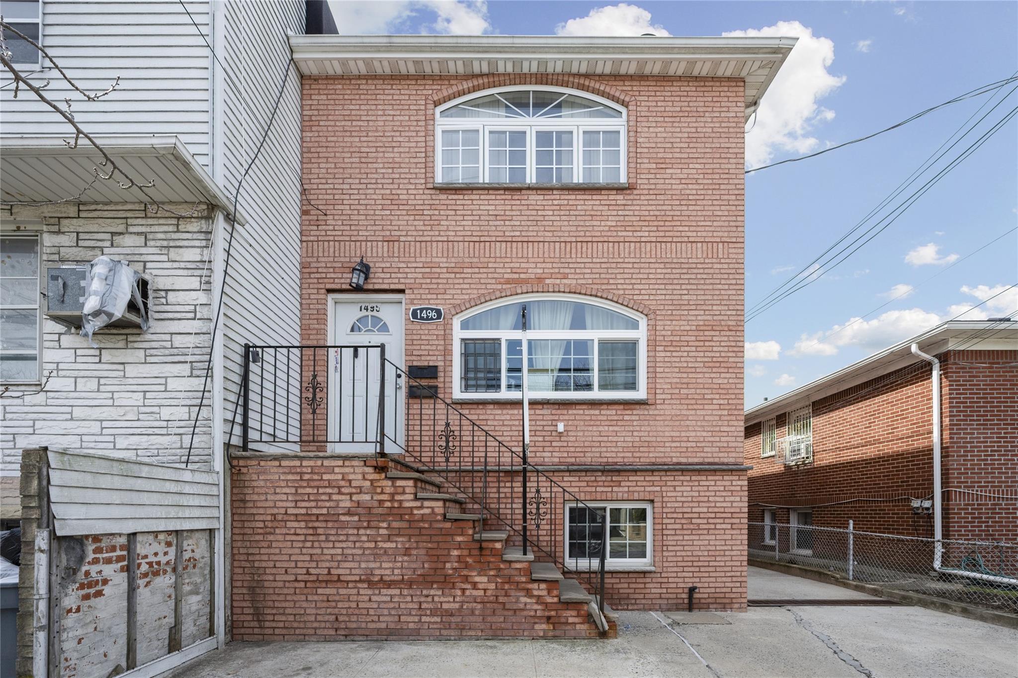 Single Family 95th  Brooklyn, NY 11236, MLS-839459-2