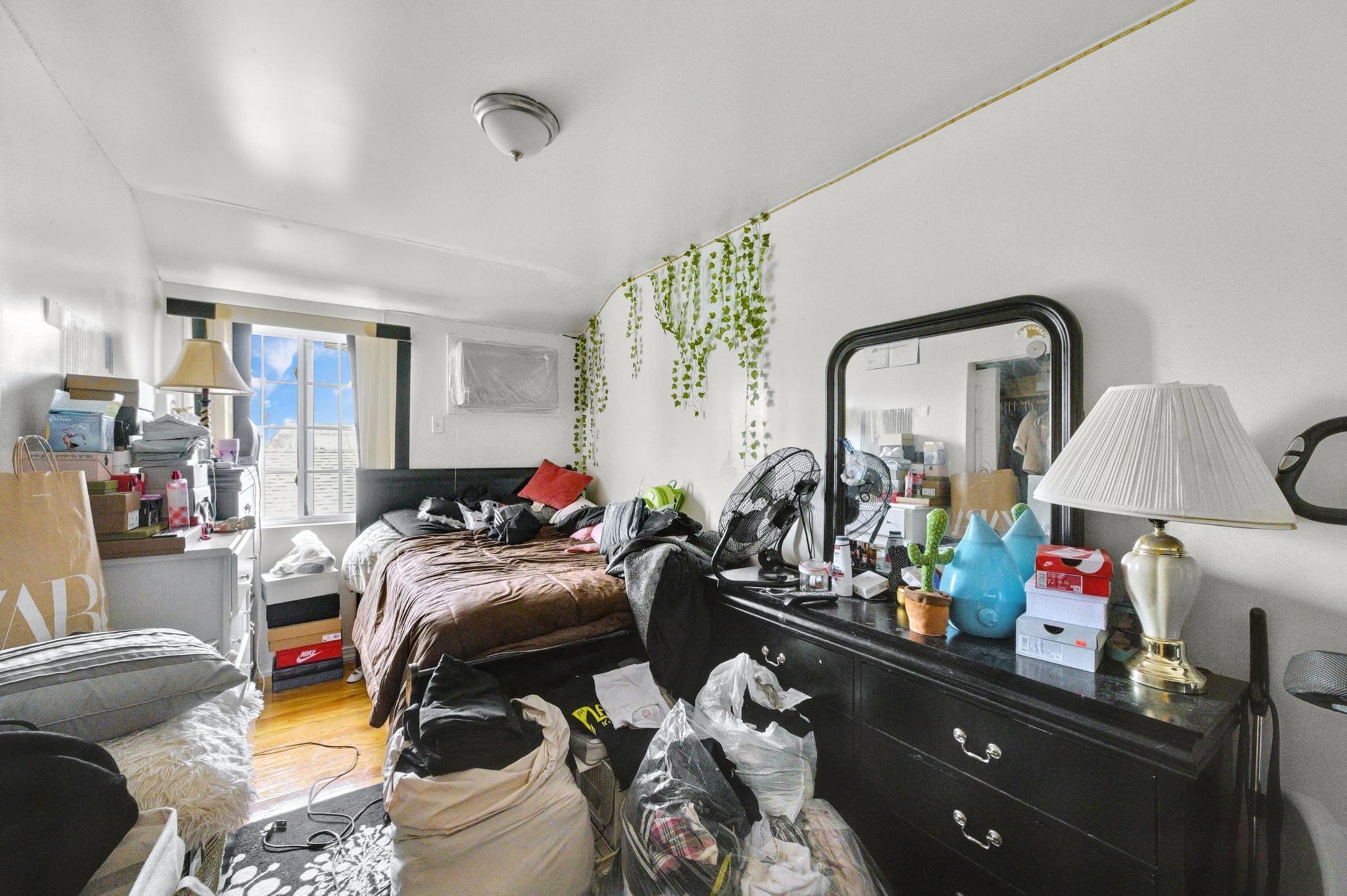 Single Family 95th  Brooklyn, NY 11236, MLS-839459-21